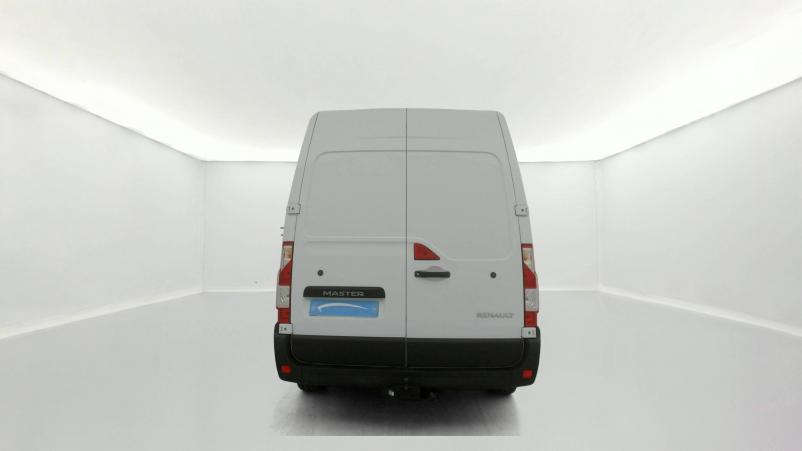 Vente en ligne Renault Master 3 Fourgon MASTER FGN TRAC F3300 L2H2 DCI 135 au prix de 24 990 €