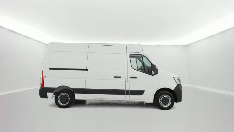 Vente en ligne Renault Master 3 Fourgon MASTER FGN TRAC F3300 L2H2 DCI 135 au prix de 24 990 €