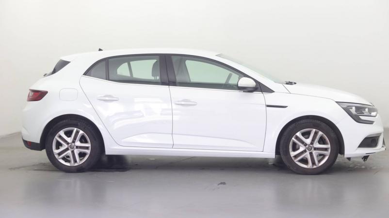 Vente en ligne Renault Megane 4 Mégane IV Berline Blue dCi 115 au prix de 15 990 €