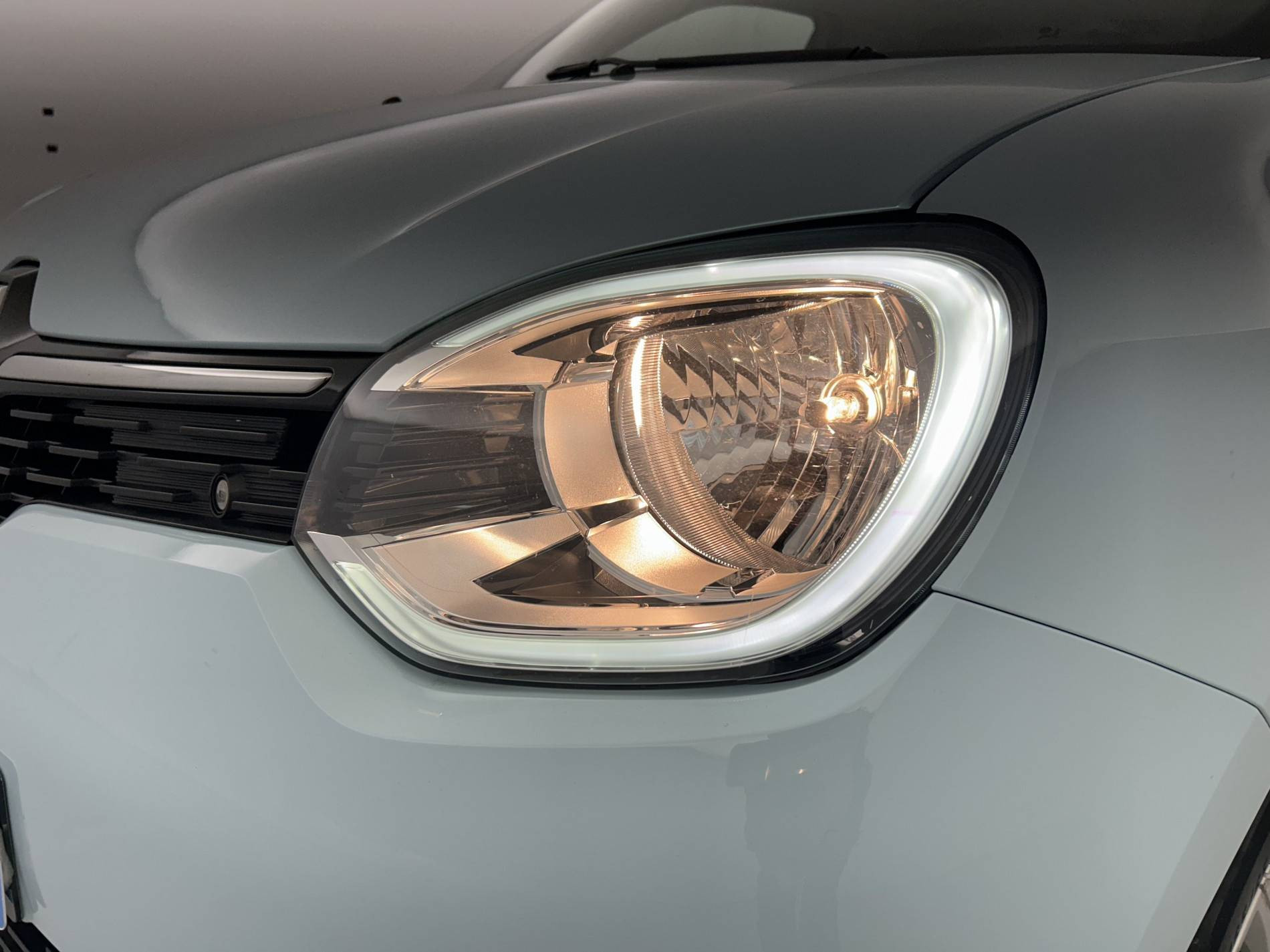 Vente en ligne Renault Twingo Electrique Twingo III E-Tech au prix de 11 490 €