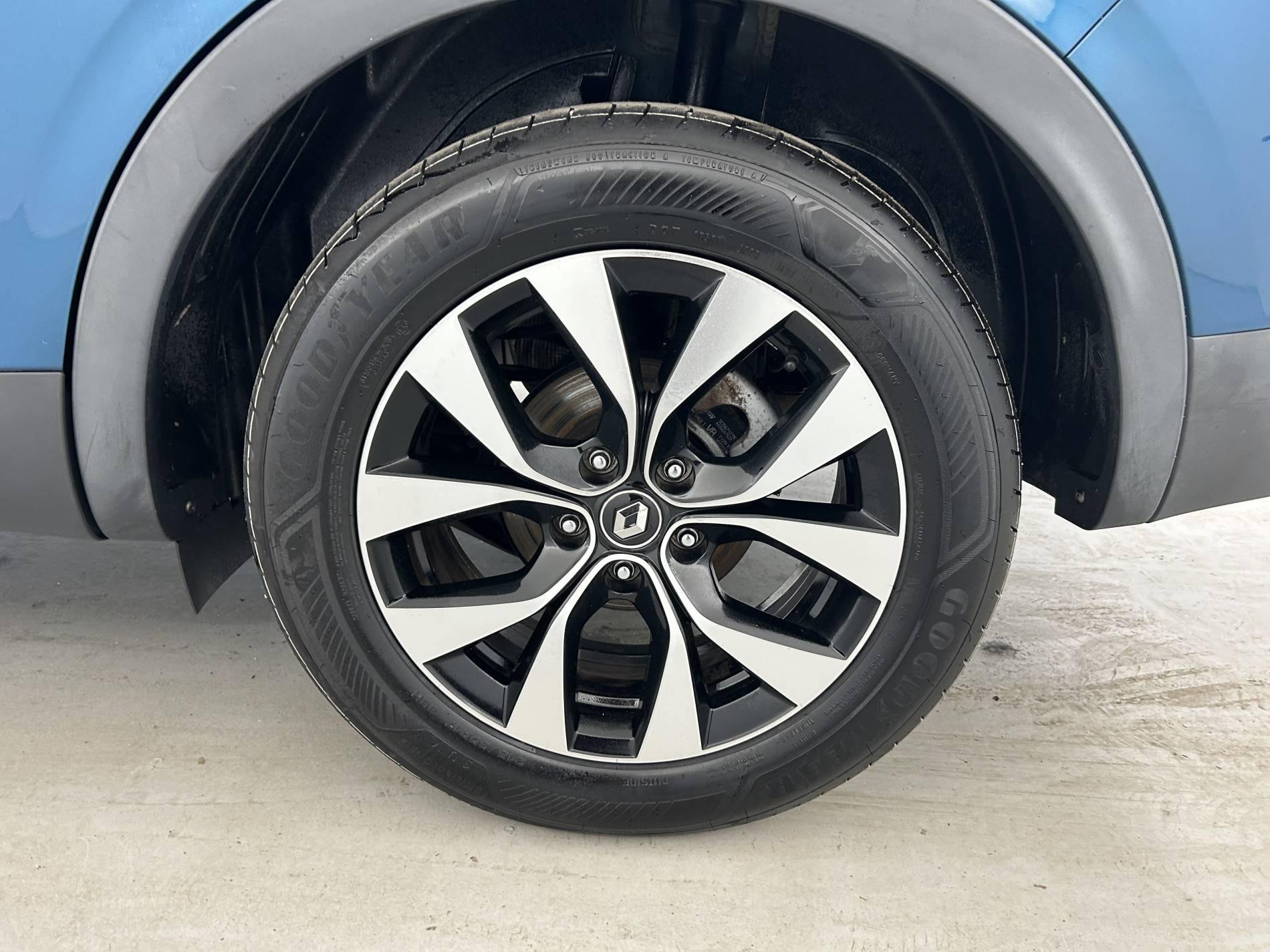 Vente en ligne Renault Arkana  E-Tech 145 au prix de 16 790 €