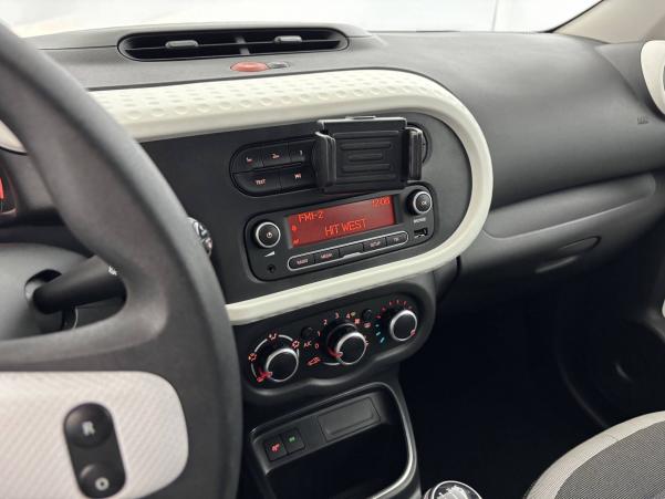 Vente en ligne Renault Twingo 3  TCe 95 au prix de 11 490 €