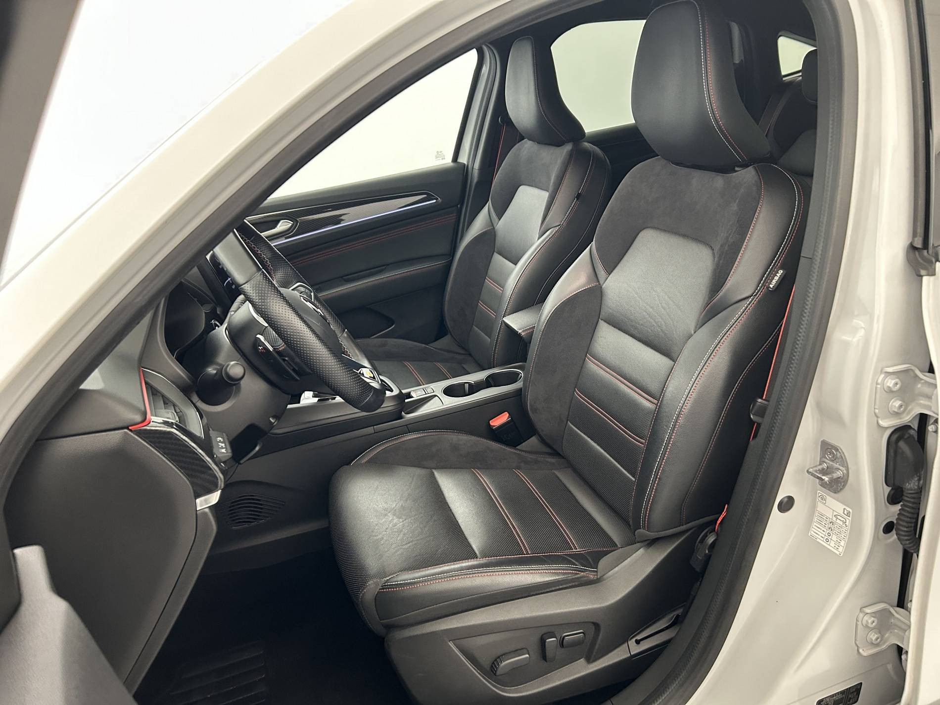 Vente en ligne Renault Arkana  TCe 140 EDC FAP - 21B au prix de 19 990 €