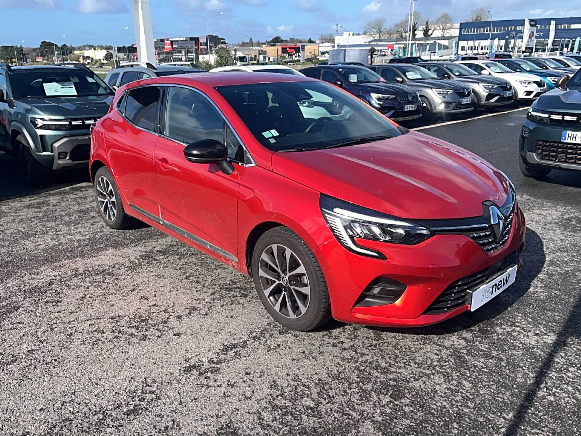 Vente en ligne Renault Clio 5 Clio TCe 90 au prix de 16 490 €