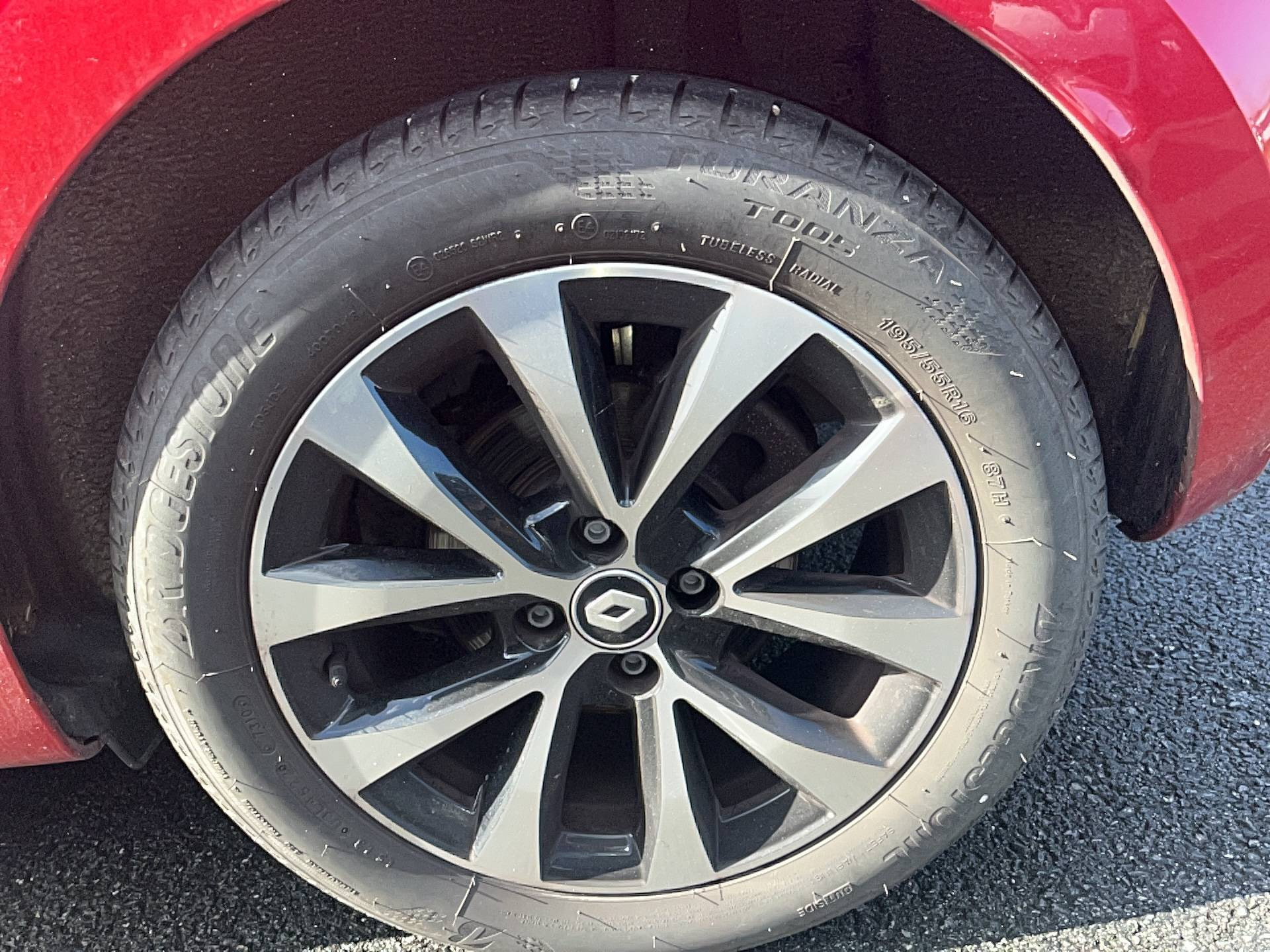 Vente en ligne Renault Clio 5 Clio TCe 90 au prix de 16 490 €