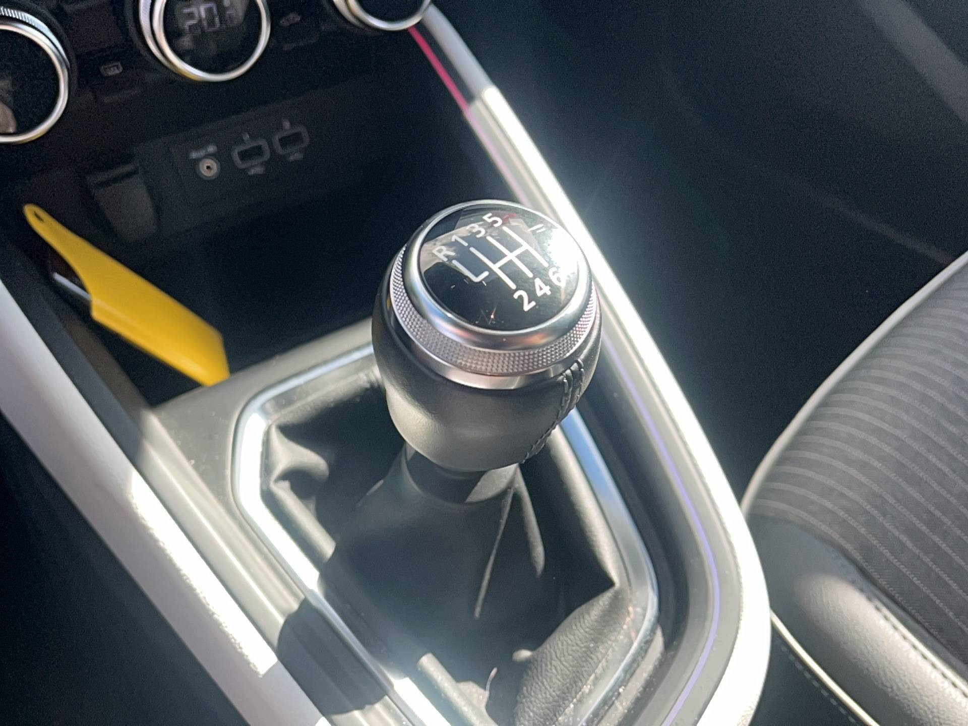 Vente en ligne Renault Clio 5 Clio TCe 90 au prix de 16 490 €