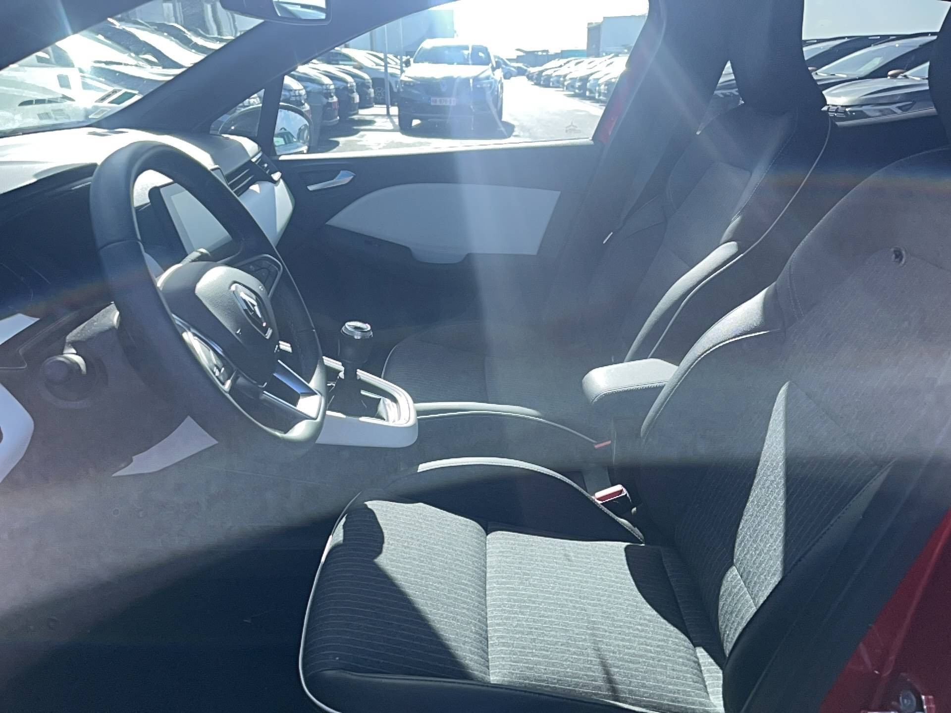 Vente en ligne Renault Clio 5 Clio TCe 90 au prix de 16 490 €