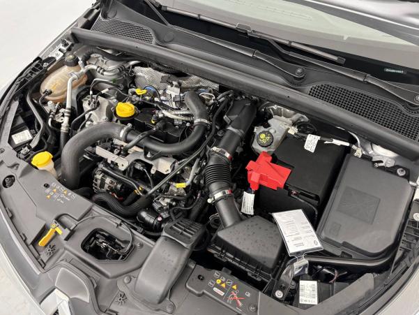 Vente en ligne Renault Clio 5 Clio TCe 90 au prix de 14 500 €