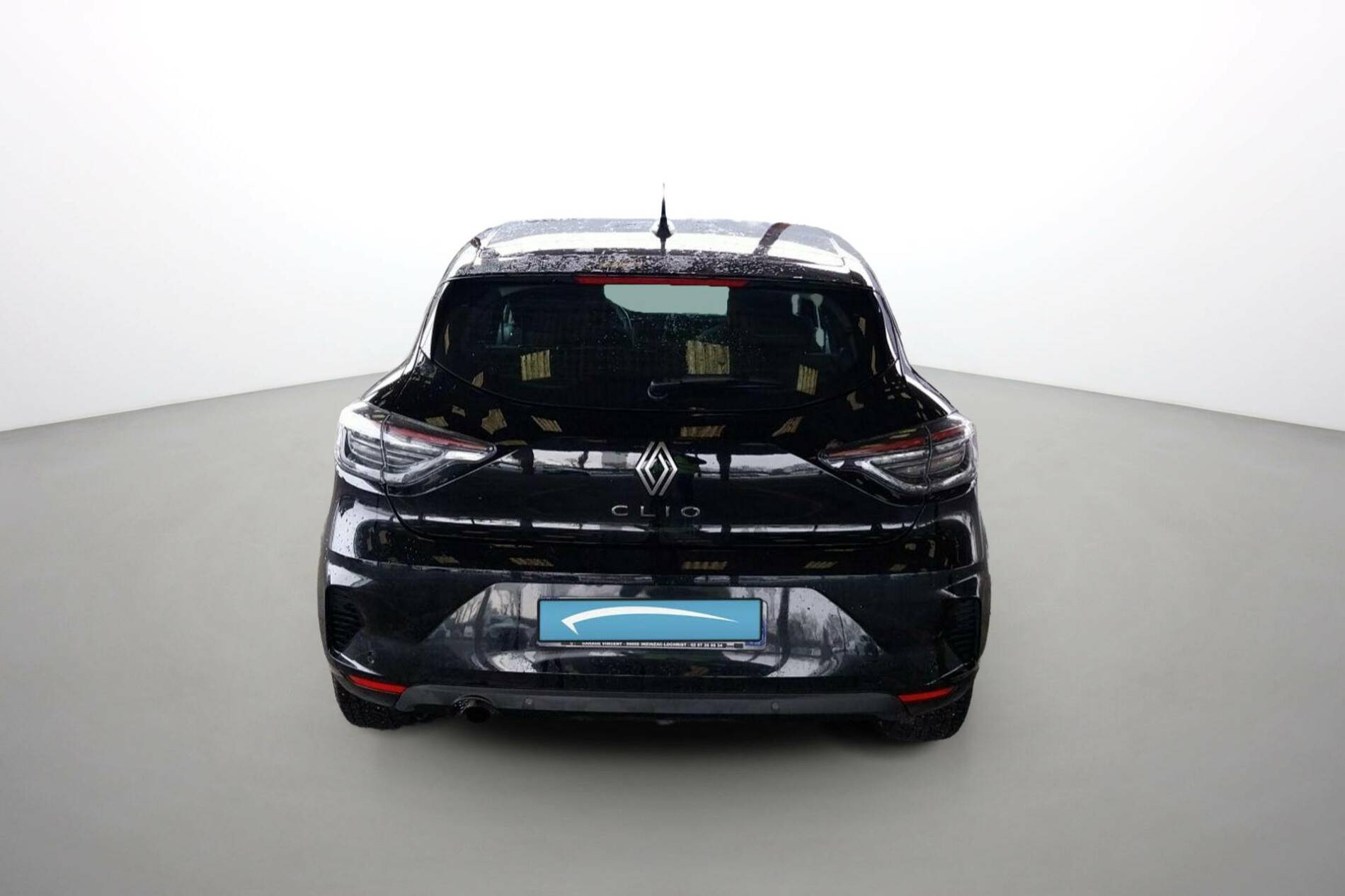 Vente en ligne Renault Clio 5 Clio Blue dCi 100 ch GSR2 au prix de 16 390 €