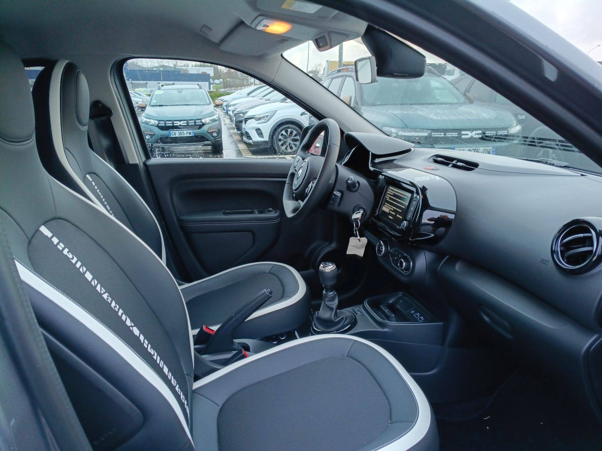 Vente en ligne Renault Twingo 3  SCe 65 au prix de 14 890 €