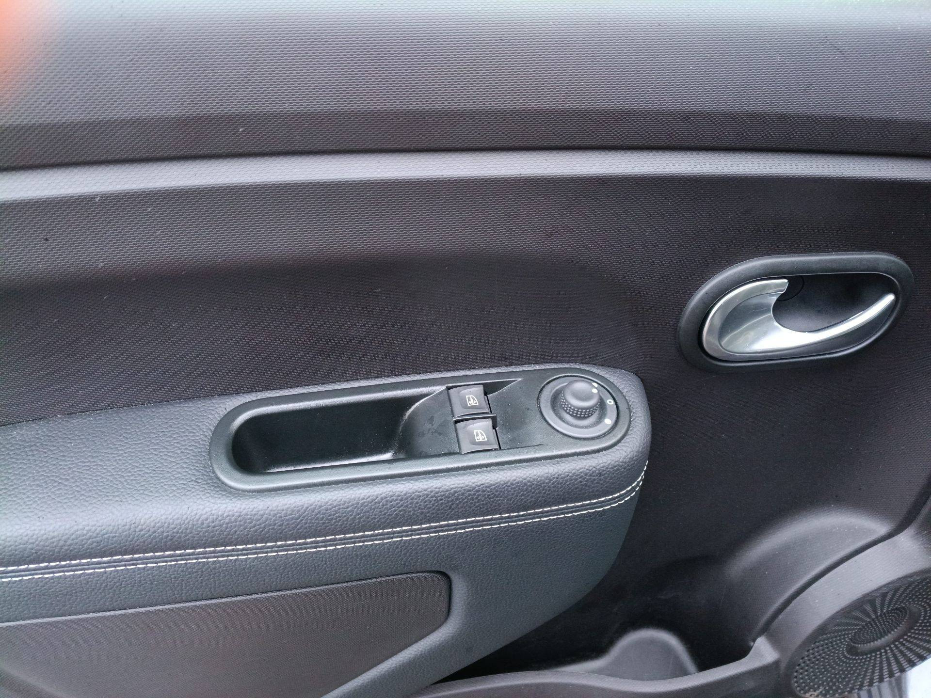 Vente en ligne Renault Twingo 3  SCe 65 au prix de 14 890 €