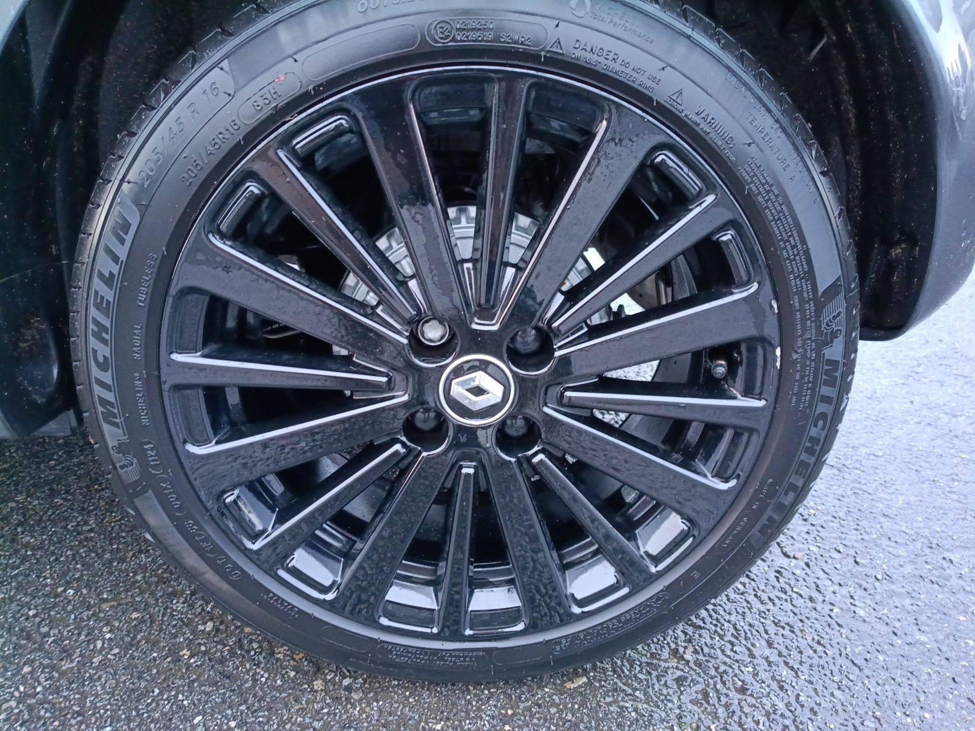 Vente en ligne Renault Twingo 3  SCe 65 au prix de 14 890 €