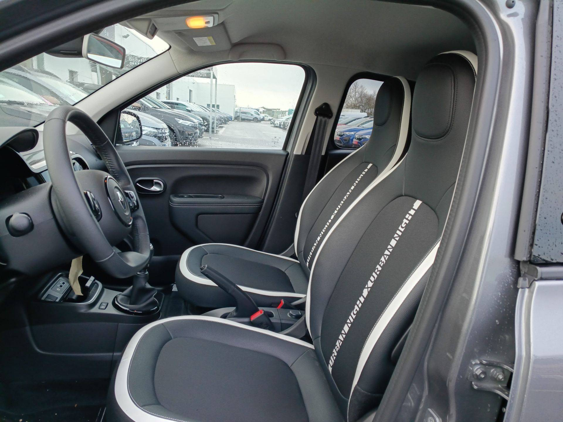 Vente en ligne Renault Twingo 3  SCe 65 au prix de 14 890 €