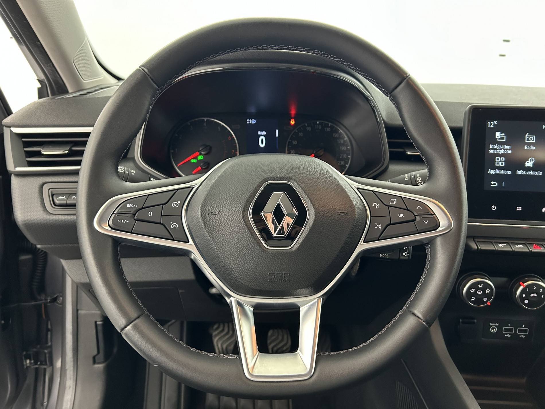 Vente en ligne Renault Clio 5 Clio TCe 90 au prix de 15 690 €