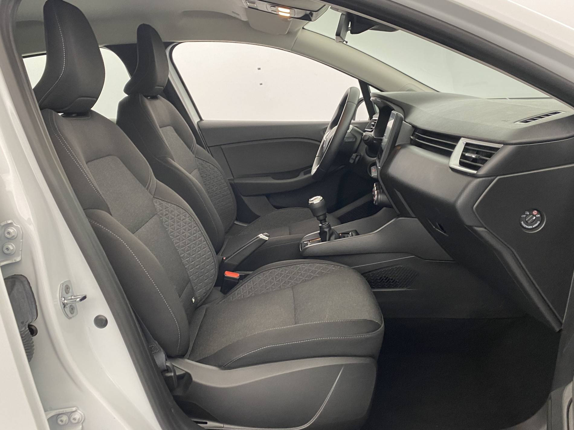 Vente en ligne Renault Clio 5 Clio TCe 90 - 21N au prix de 15 990 €