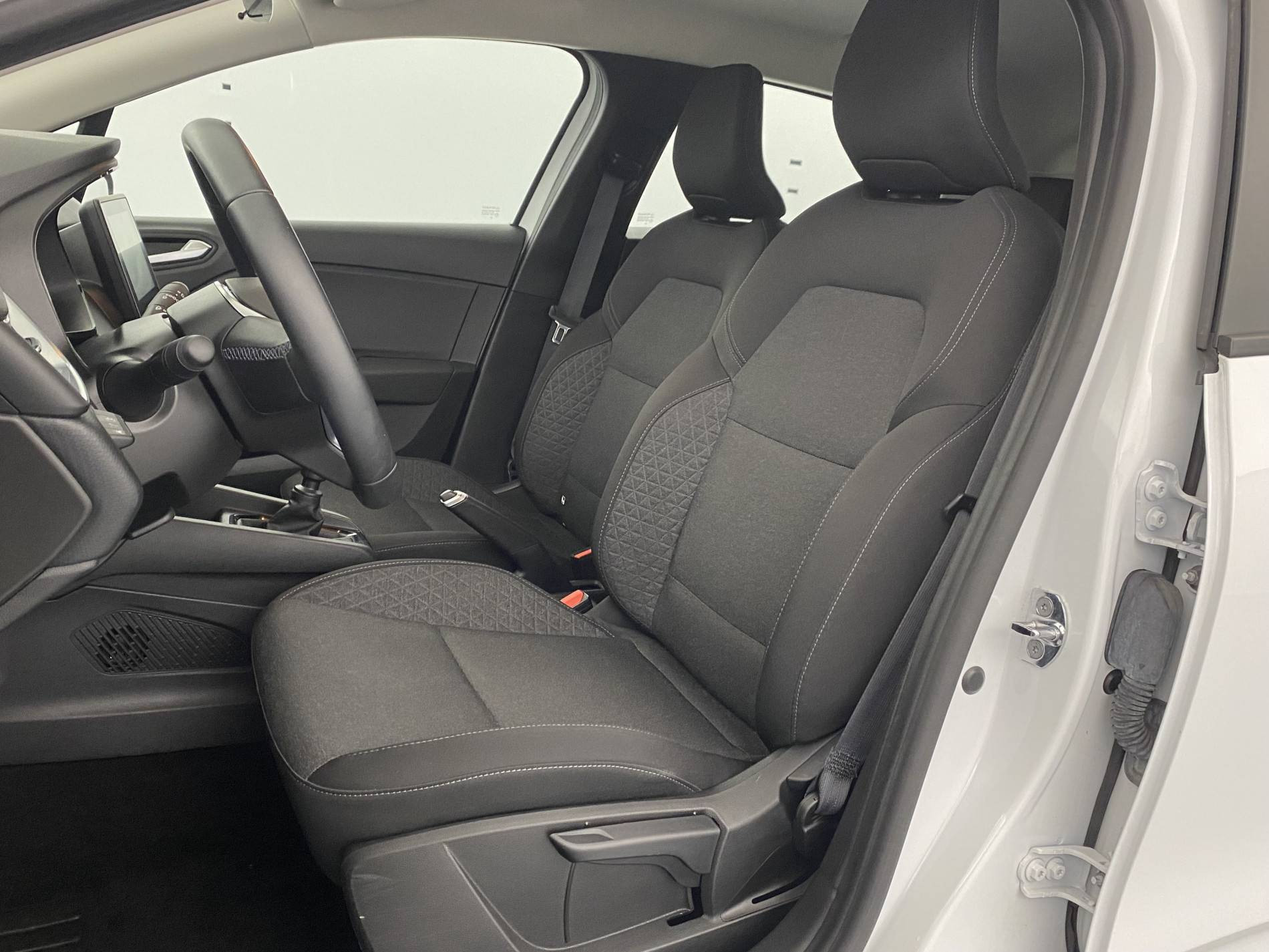 Vente en ligne Renault Clio 5 Clio TCe 90 - 21N au prix de 15 990 €