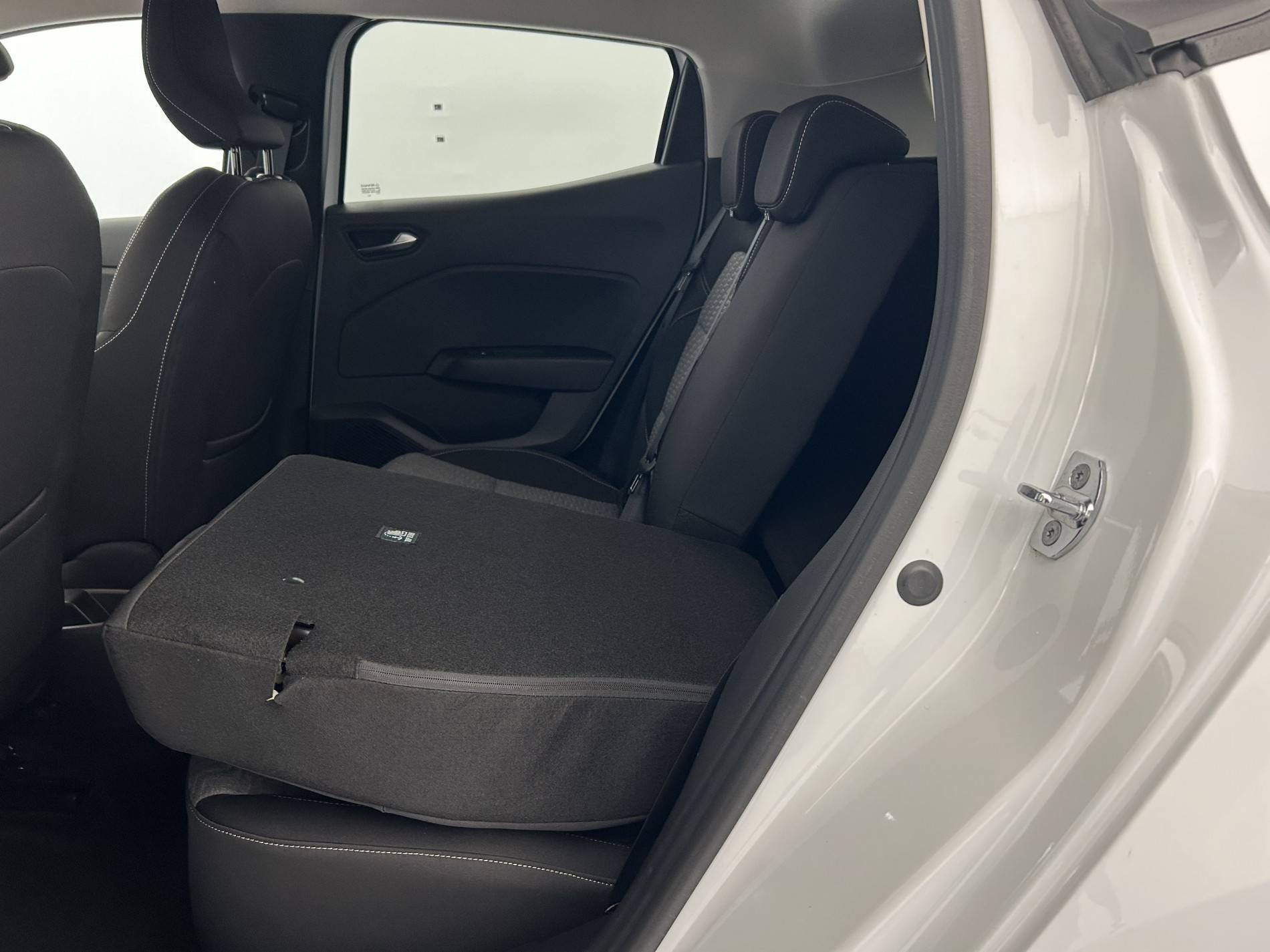 Vente en ligne Renault Clio 5 Clio SCe 65 au prix de 13 690 €