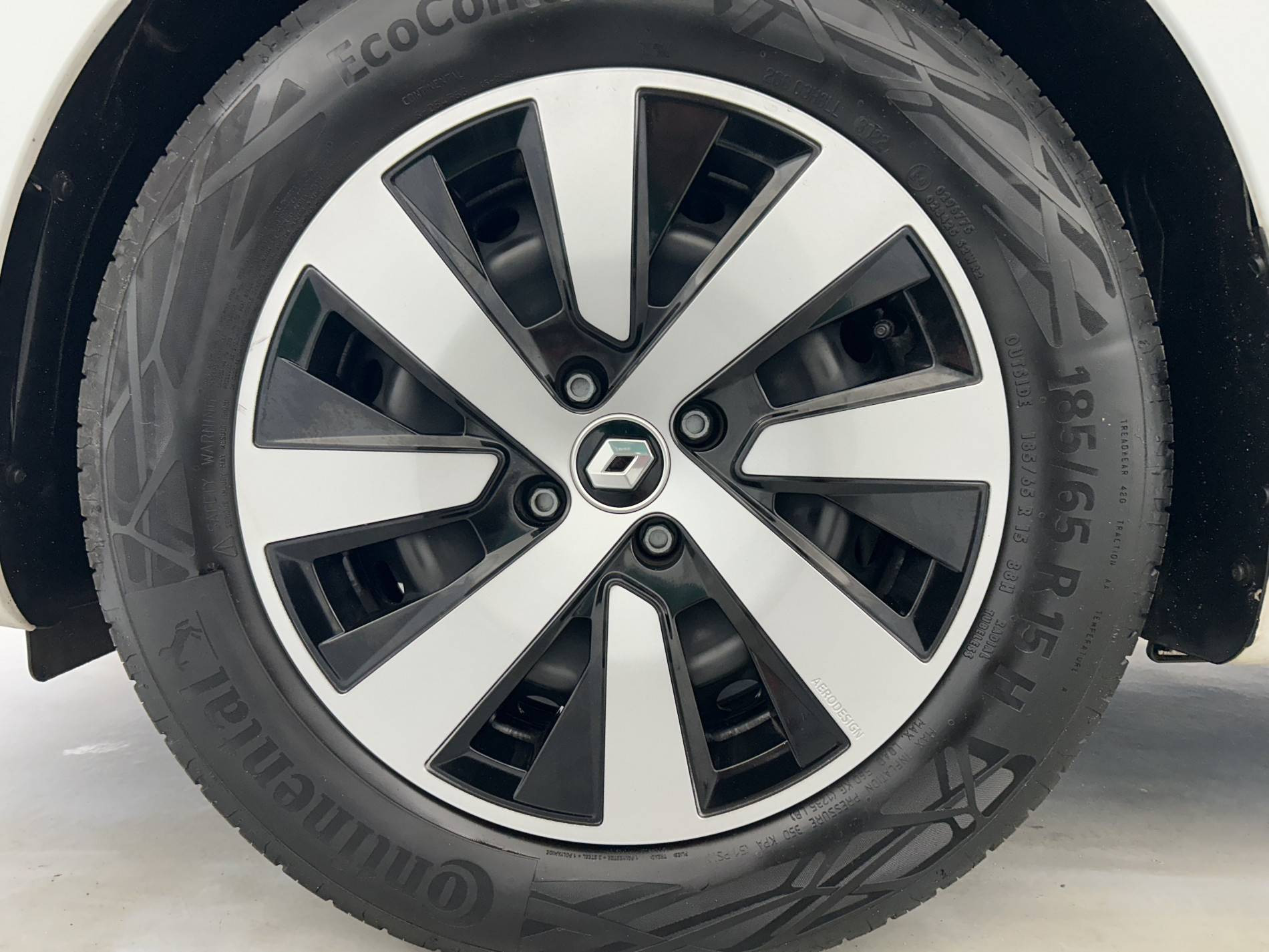 Vente en ligne Renault Clio 5 Clio SCe 65 au prix de 13 690 €