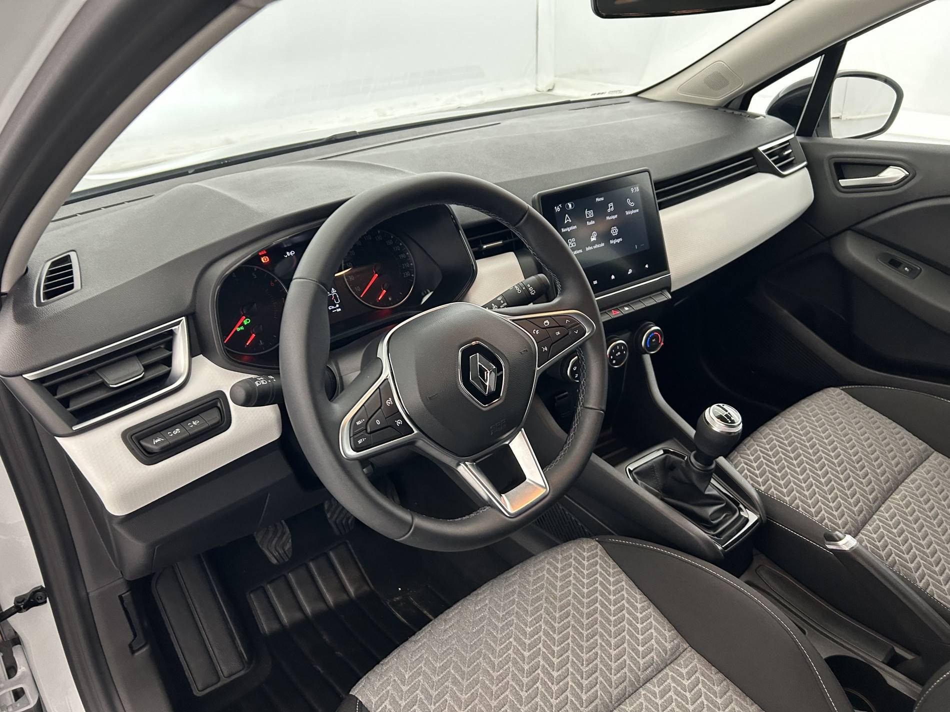 Vente en ligne Renault Clio 5 Clio SCe 65 au prix de 13 690 €