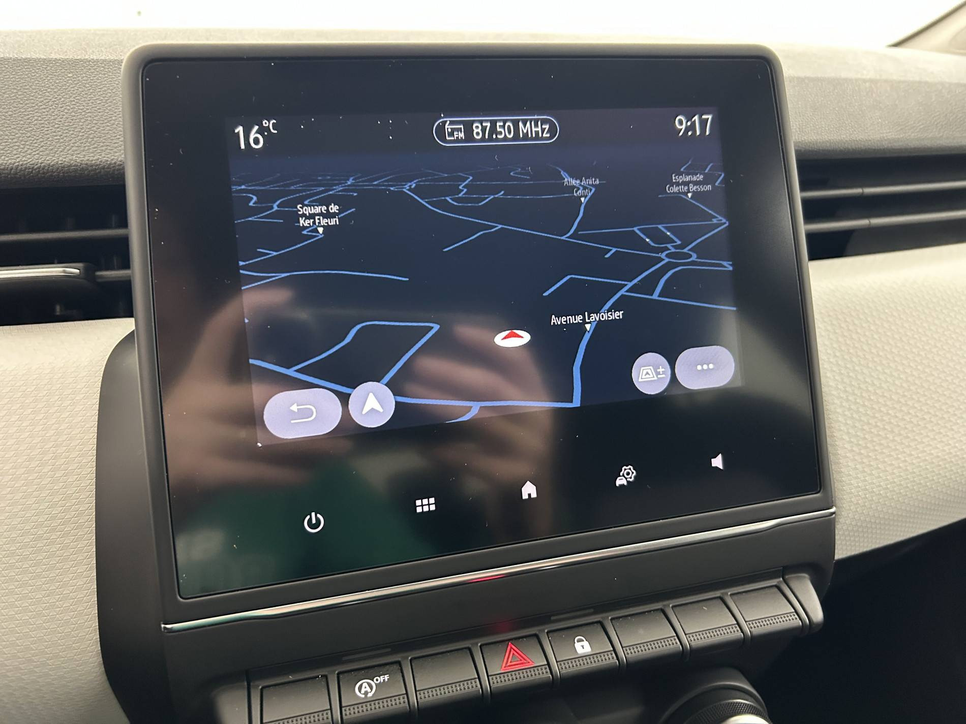 Vente en ligne Renault Clio 5 Clio SCe 65 au prix de 13 690 €