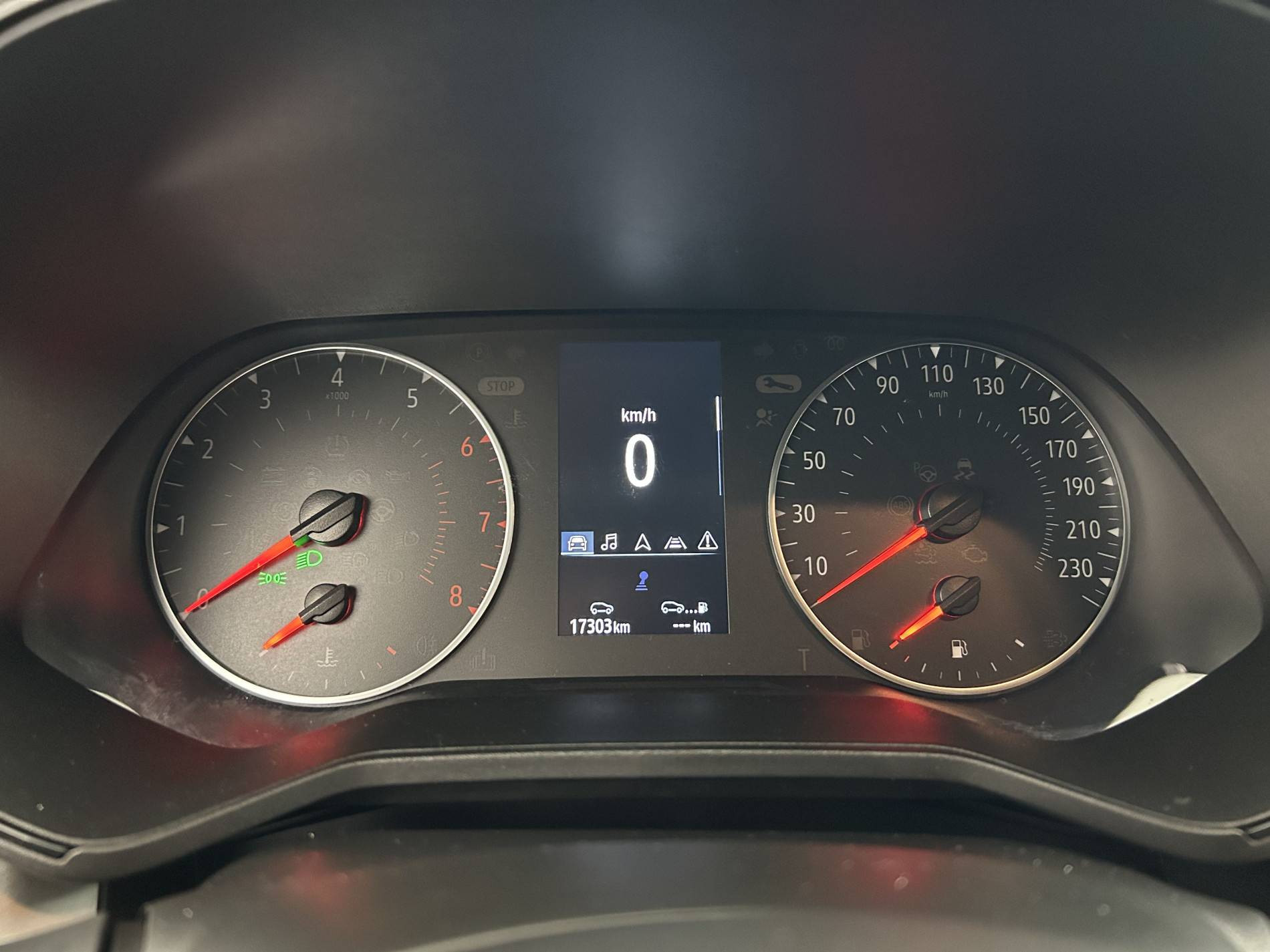 Vente en ligne Renault Clio 5 Clio SCe 65 au prix de 13 690 €