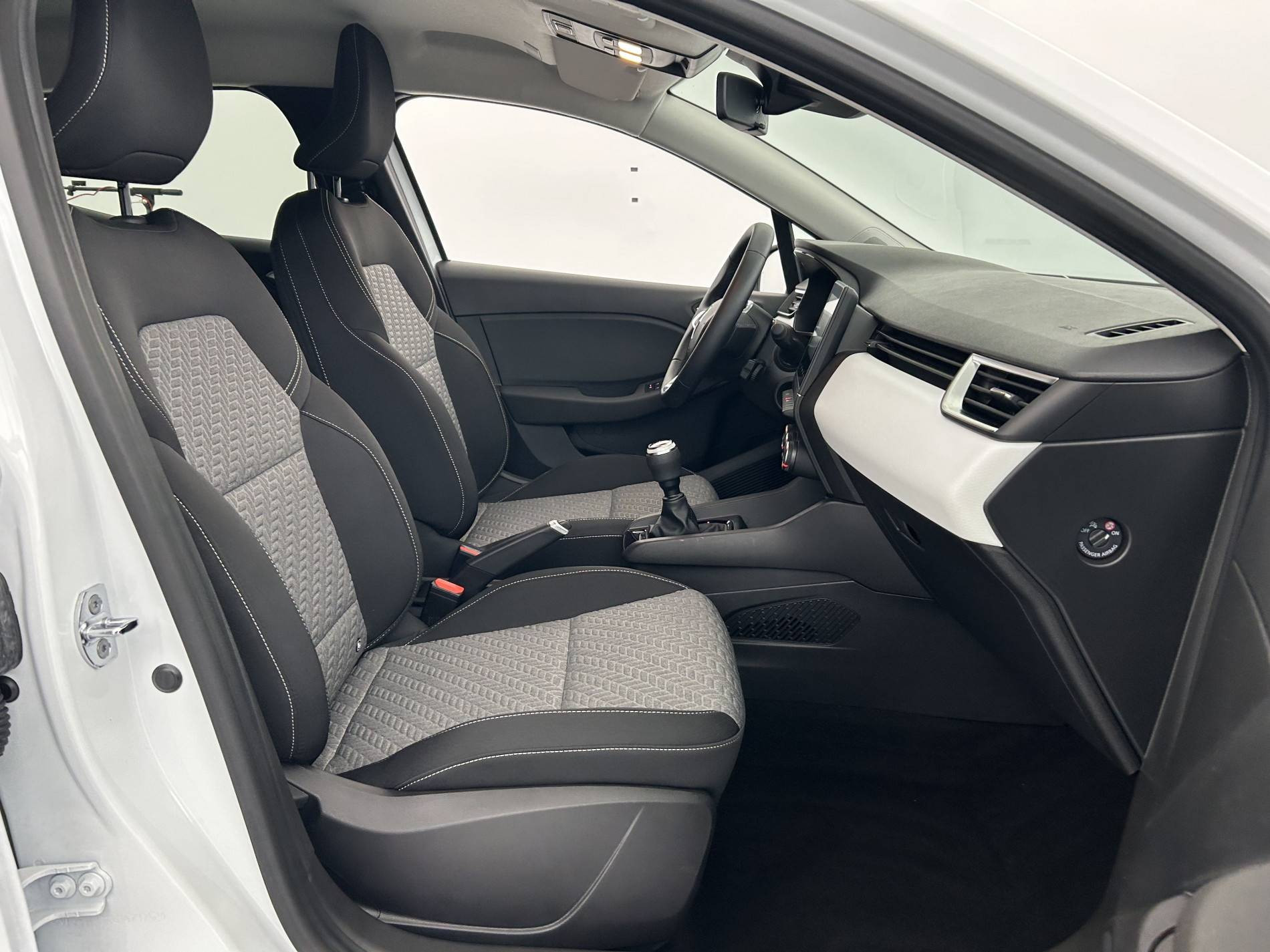 Vente en ligne Renault Clio 5 Clio SCe 65 au prix de 13 690 €