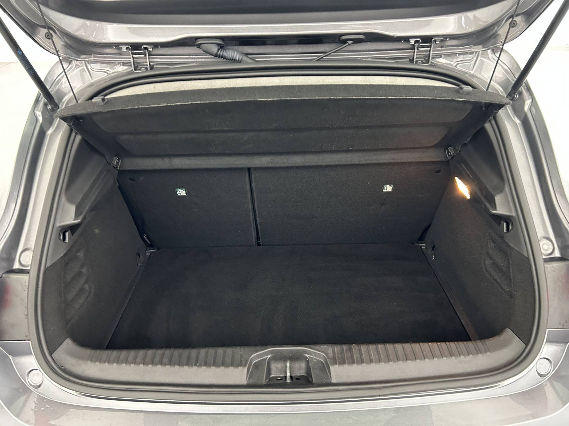 Vente en ligne Renault Clio 5 Clio TCe 90 au prix de 15 990 €