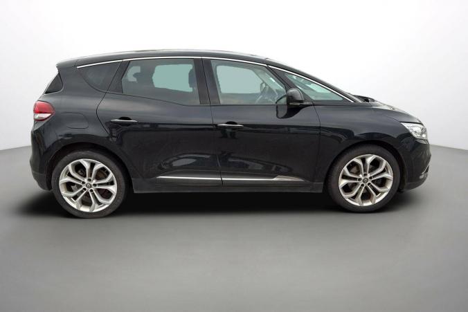 Vente en ligne Renault Scenic 4 Scenic Blue dCi 120 au prix de 17 990 €