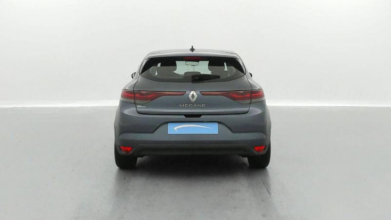 Vente en ligne Renault Megane 4 Mégane IV Berline Blue dCi 115 - 21N au prix de 18 490 €