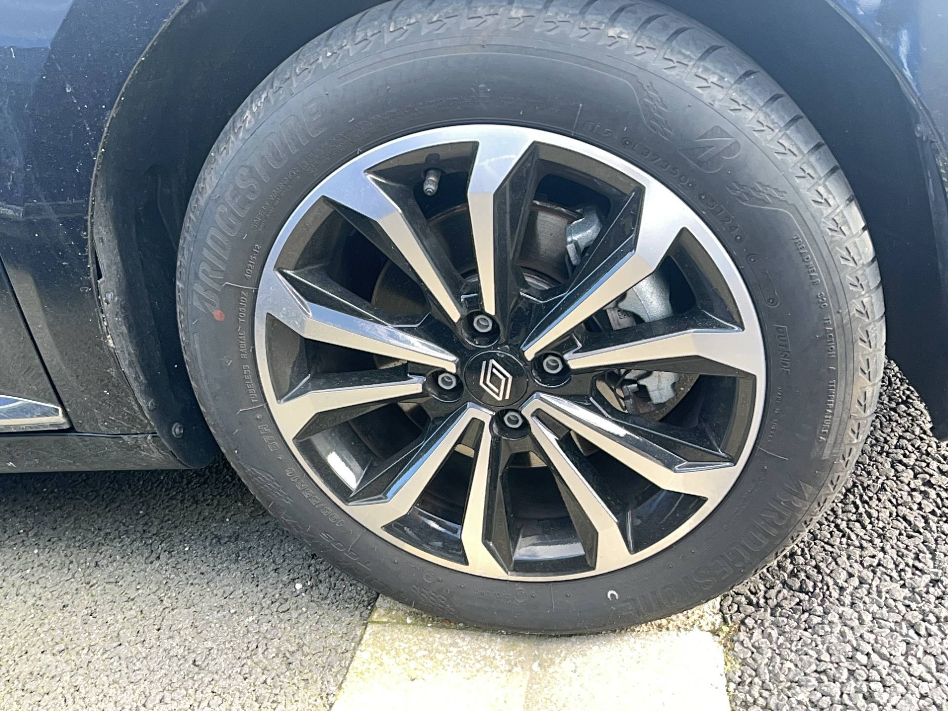 Vente en ligne Renault Clio 5 Clio E-Tech full hybrid 145 ch GSR2 au prix de 19 990 €