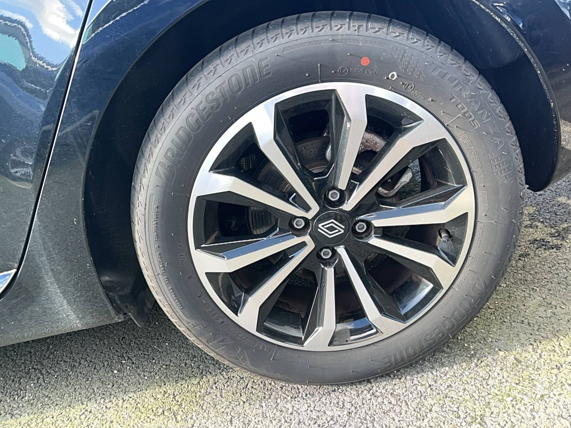 Vente en ligne Renault Clio 5 Clio E-Tech full hybrid 145 ch GSR2 au prix de 19 990 €