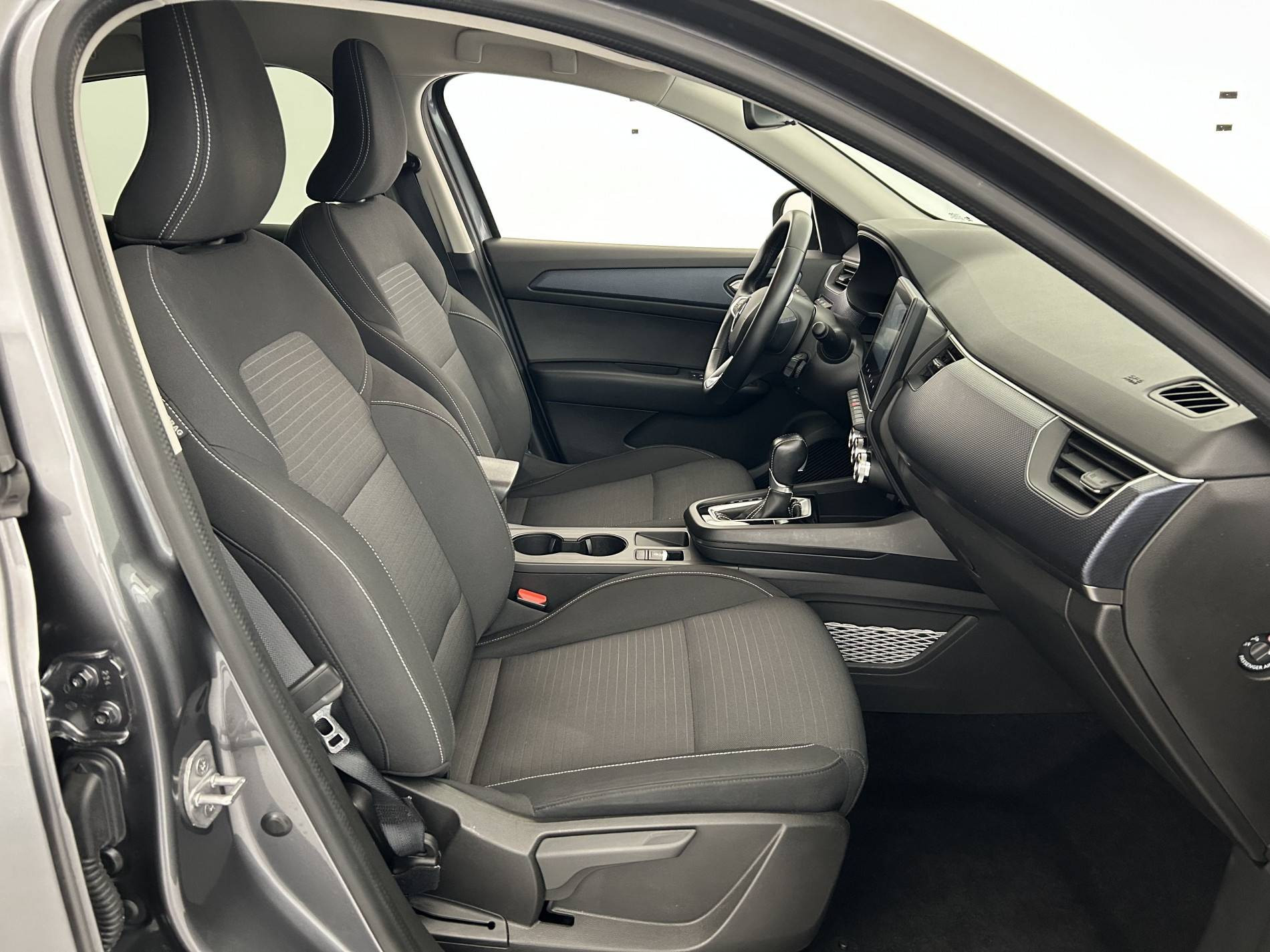 Vente en ligne Renault Arkana  E-Tech hybride 145 - 22 au prix de 18 990 €