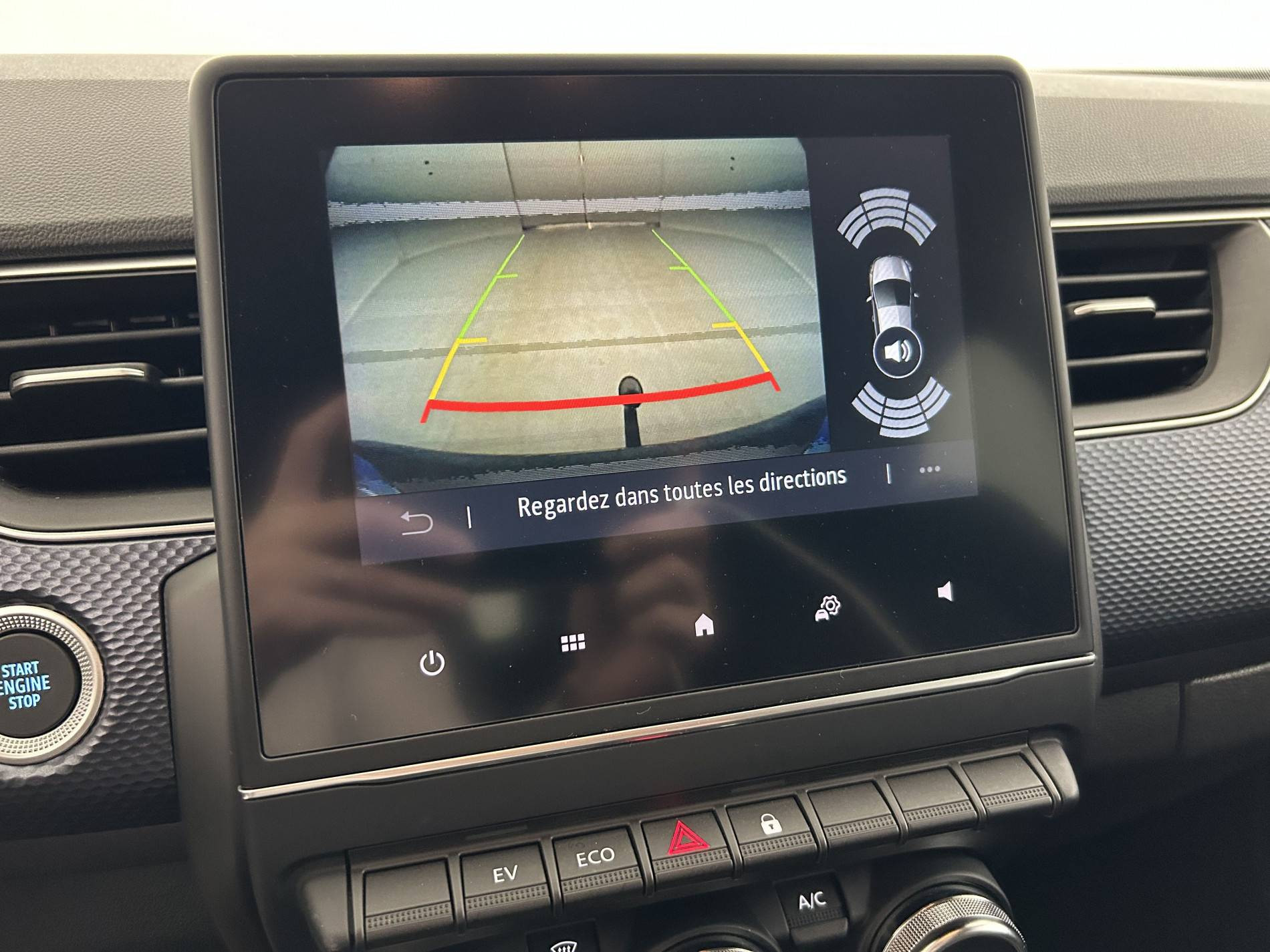 Vente en ligne Renault Arkana  E-Tech hybride 145 - 22 au prix de 18 990 €