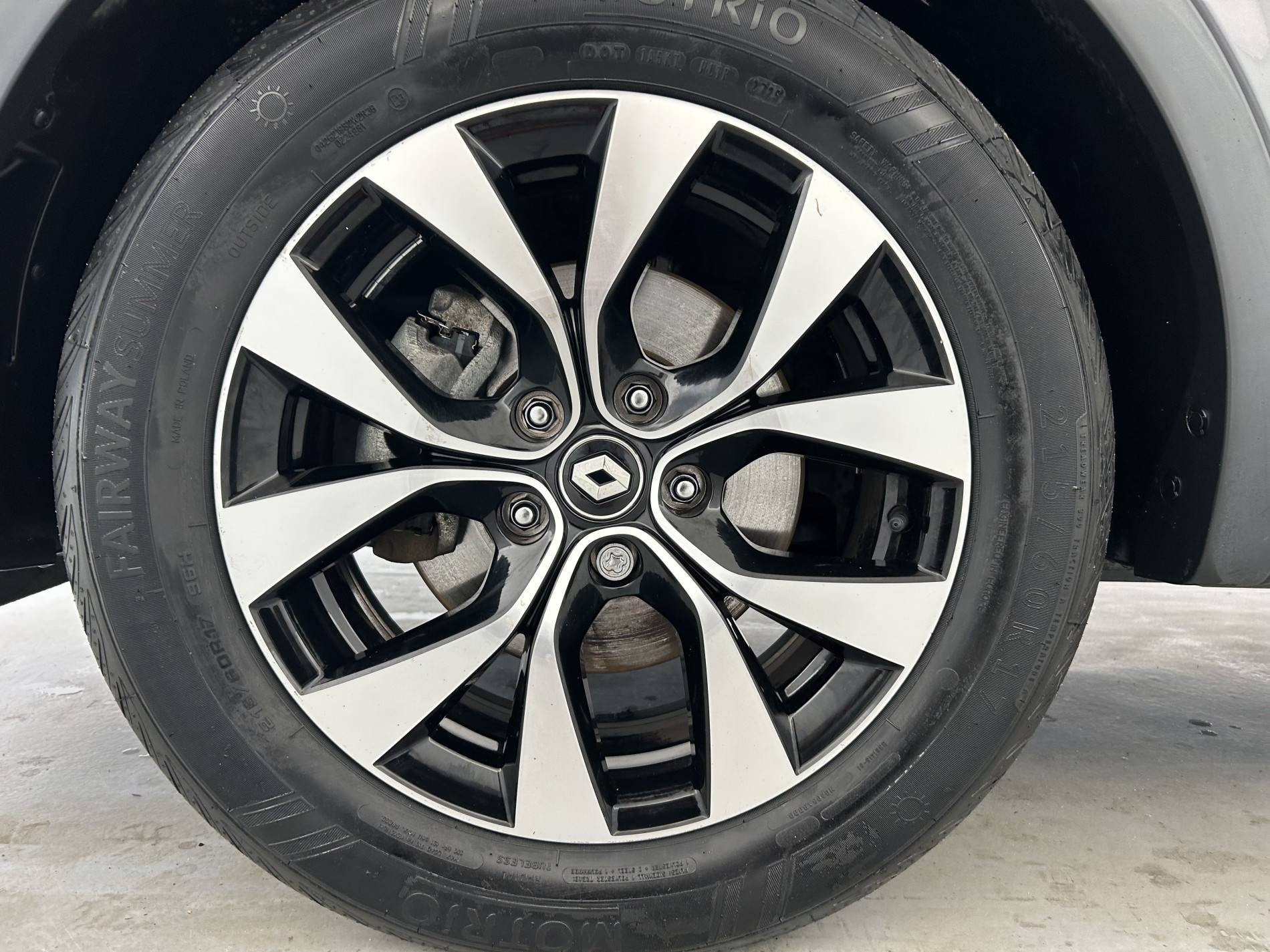 Vente en ligne Renault Arkana  E-Tech hybride 145 - 22 au prix de 18 990 €