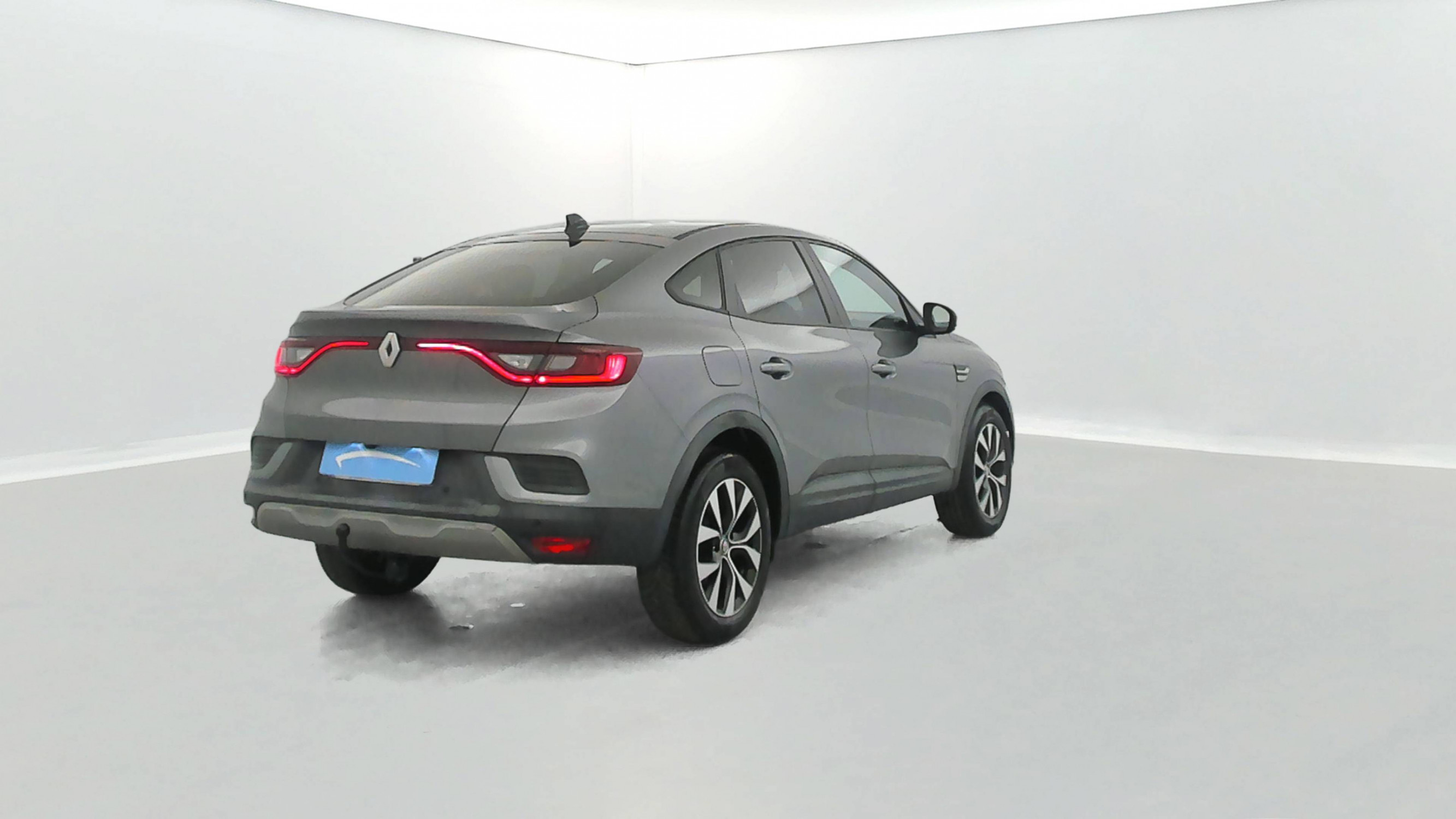 Vente en ligne Renault Arkana  E-Tech hybride 145 - 22 au prix de 18 990 €