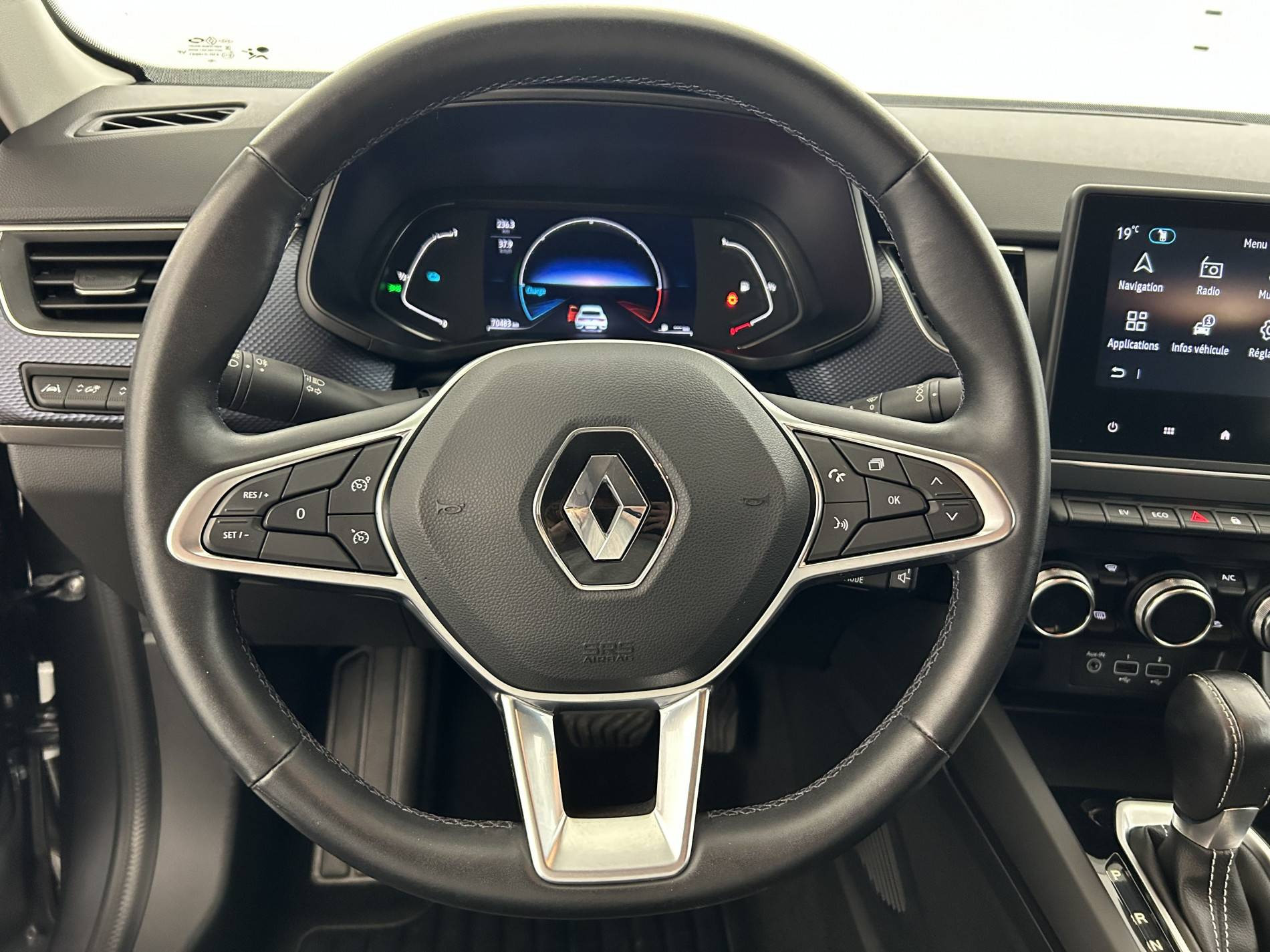 Vente en ligne Renault Arkana  E-Tech hybride 145 - 22 au prix de 18 990 €