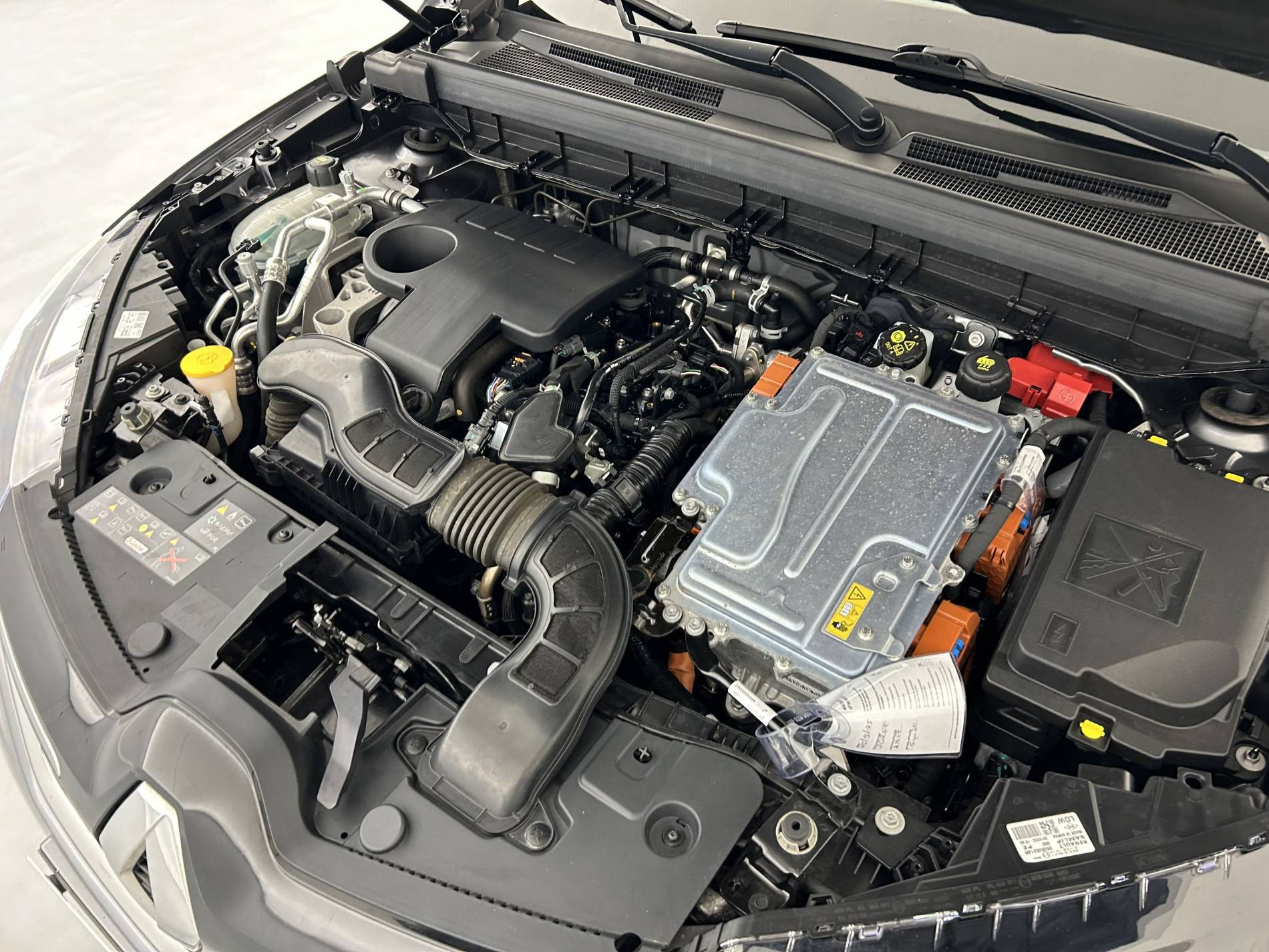 Vente en ligne Renault Arkana  E-Tech hybride 145 - 22 au prix de 18 990 €