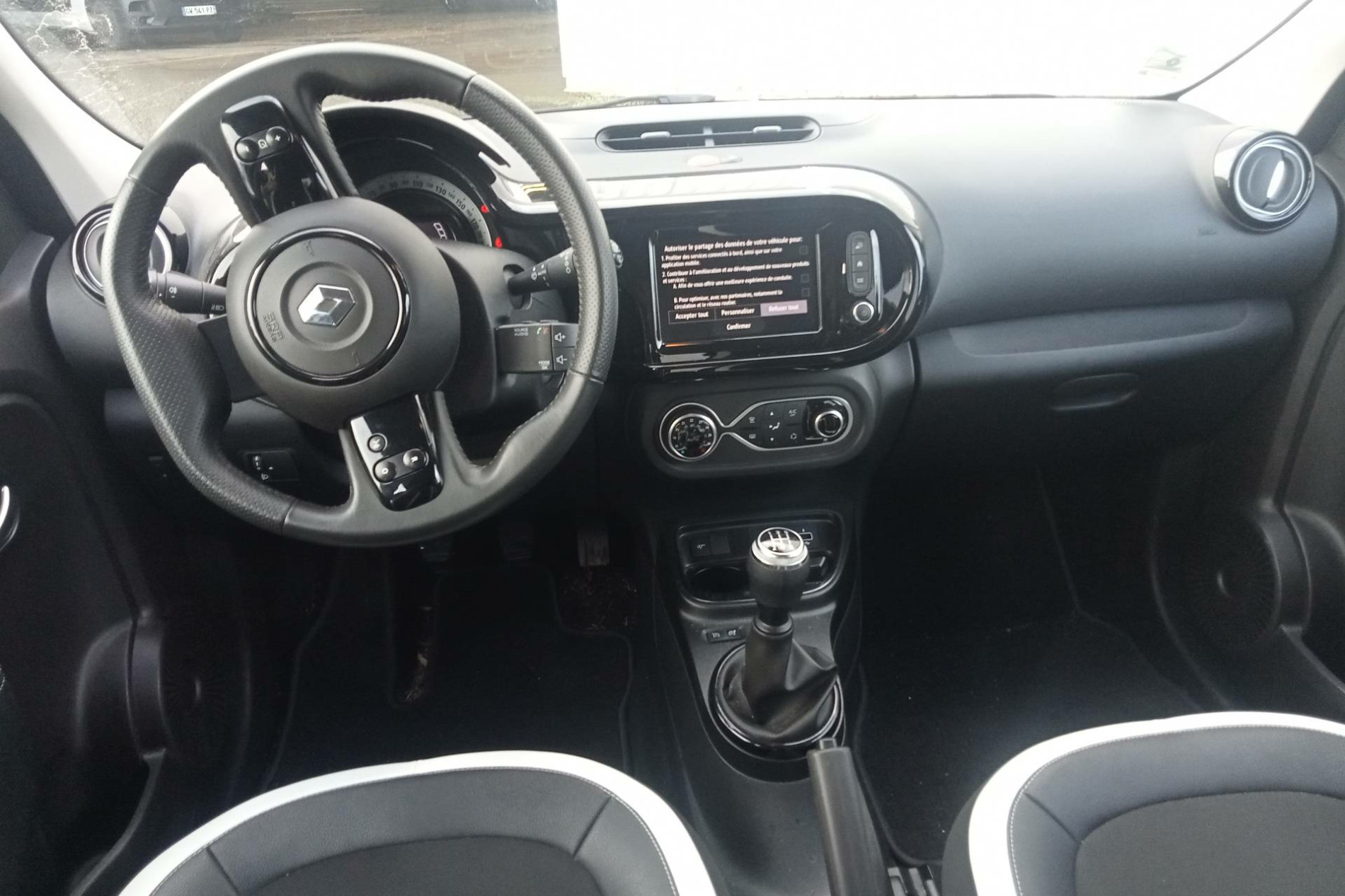 Vente en ligne Renault Twingo 3  SCe 65 au prix de 12 890 €