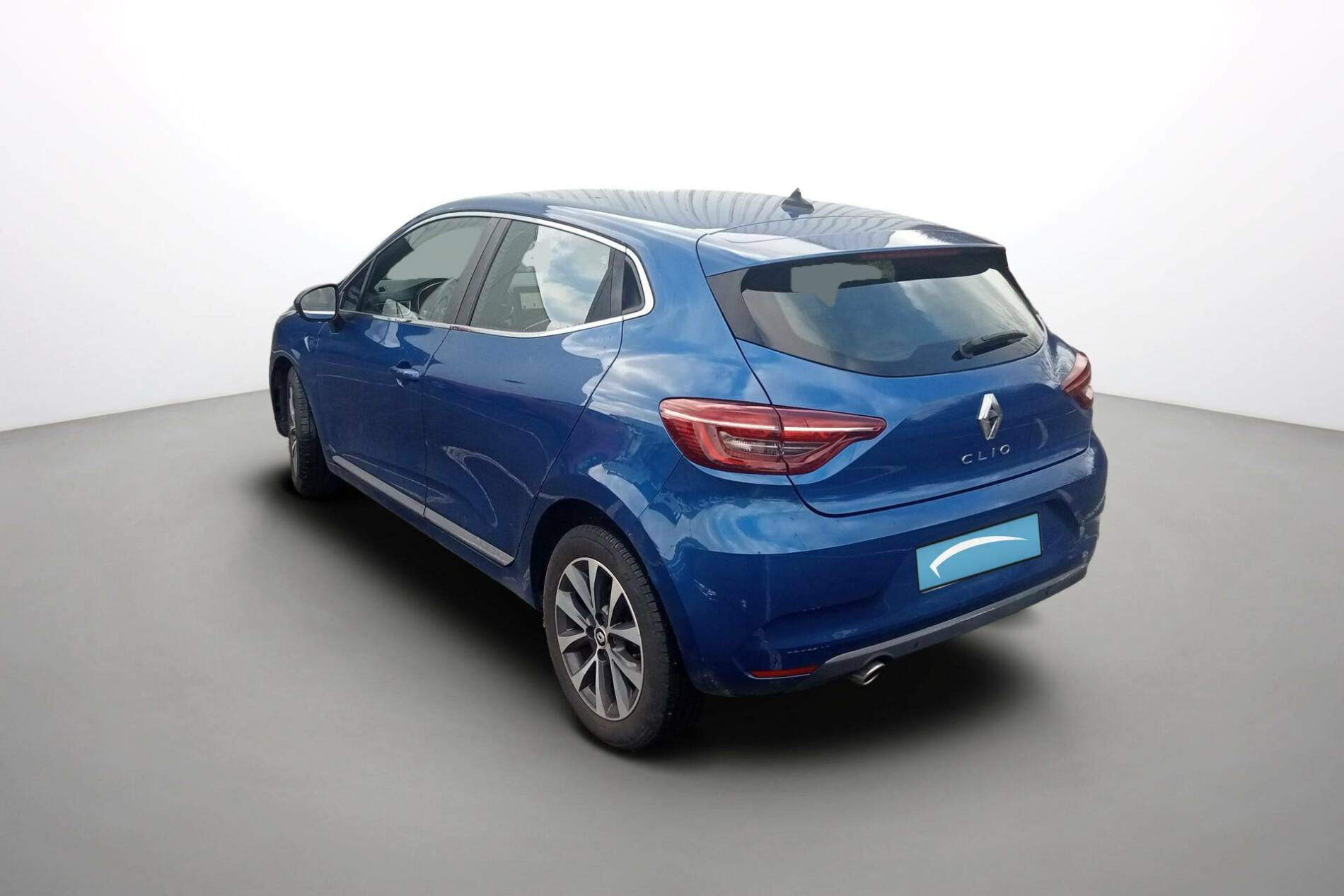 Vente en ligne Renault Clio 5 Clio TCe 140 - 21 au prix de 15 490 €