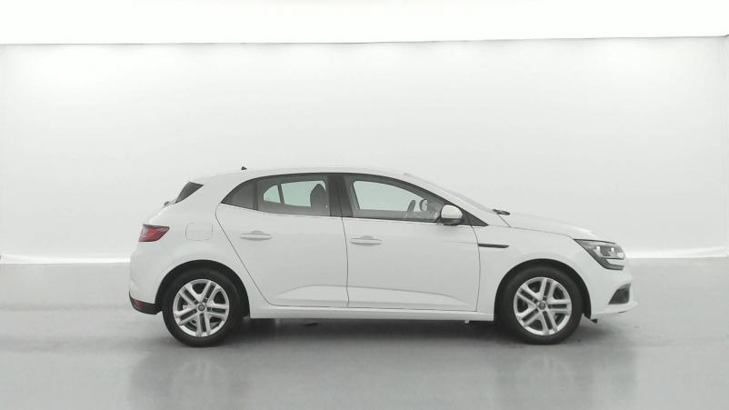 Vente en ligne Renault Megane 4 Mégane IV Berline Blue dCi 115 au prix de 15 990 €