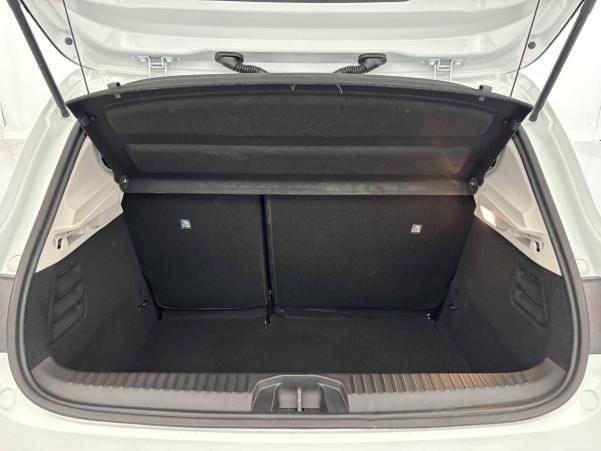 Vente en ligne Renault Clio 5 Clio SCe 65 au prix de 13 990 €