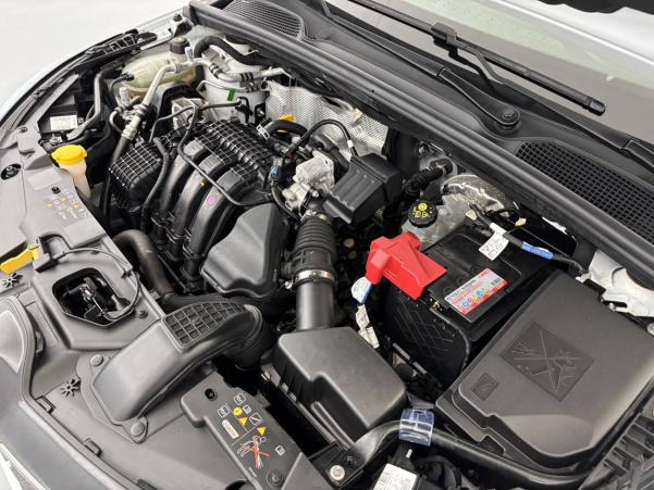 Vente en ligne Renault Clio 5 Clio SCe 65 au prix de 13 990 €