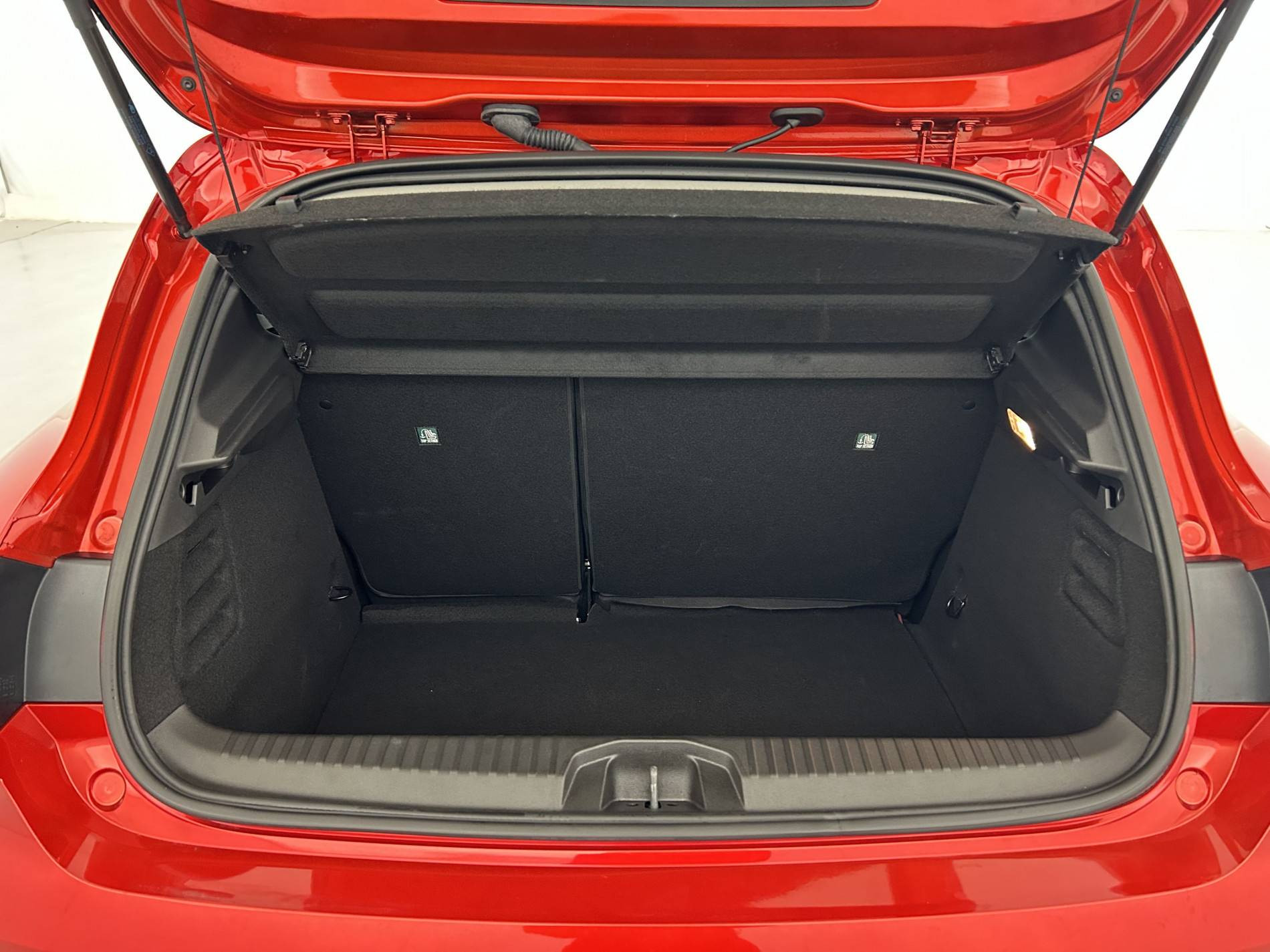 Vente en ligne Renault Clio 5 Clio Blue dCi 100 ch GSR2 au prix de 19 490 €