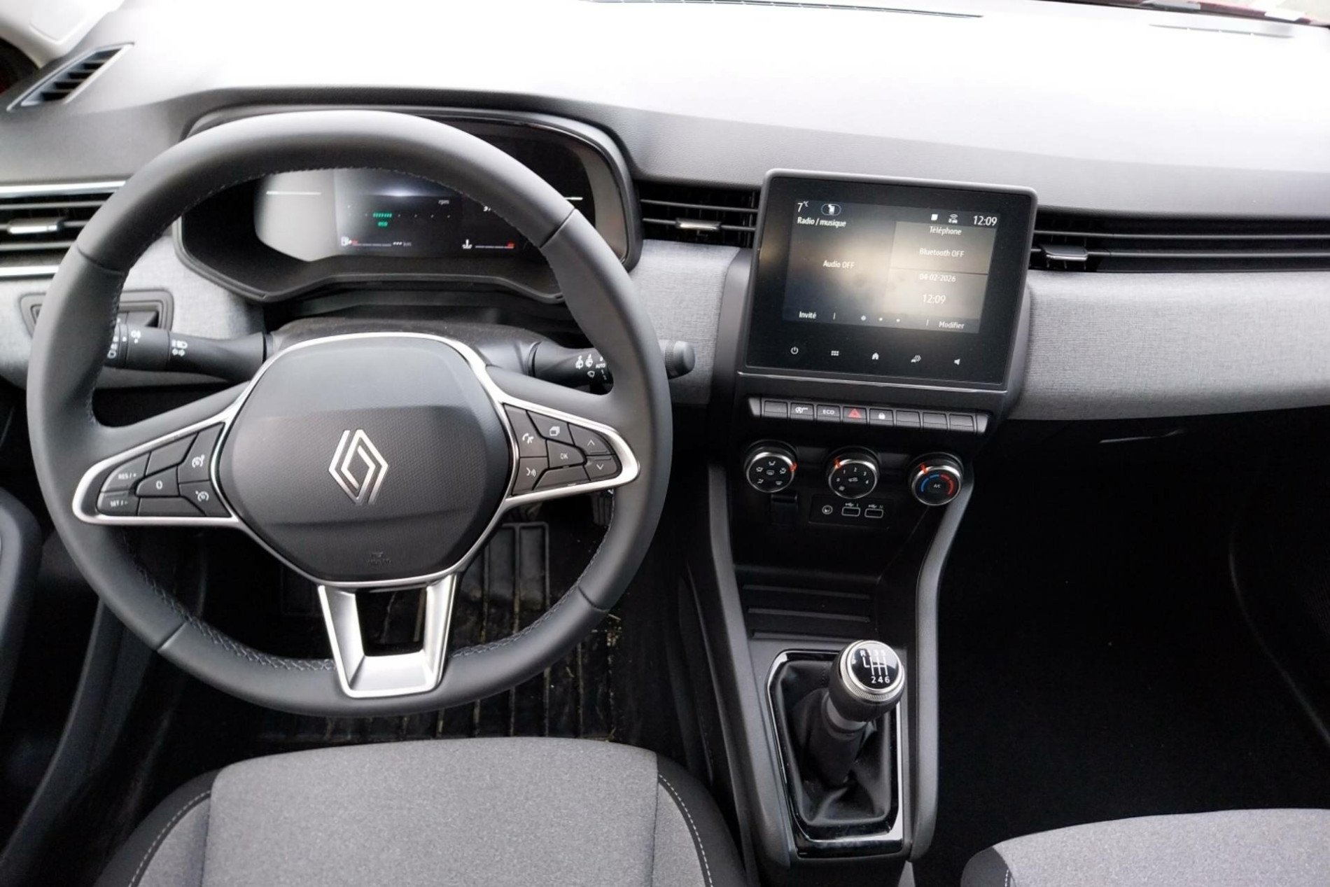 Vente en ligne Renault Clio 5 Clio Blue dCi 100 ch GSR2 au prix de 19 490 €