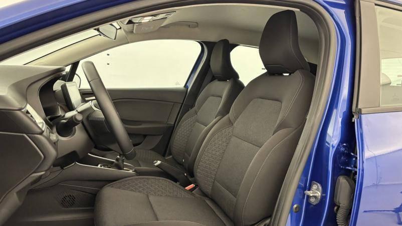 Vente en ligne Renault Clio 5 Clio TCe 90 au prix de 15 500 €