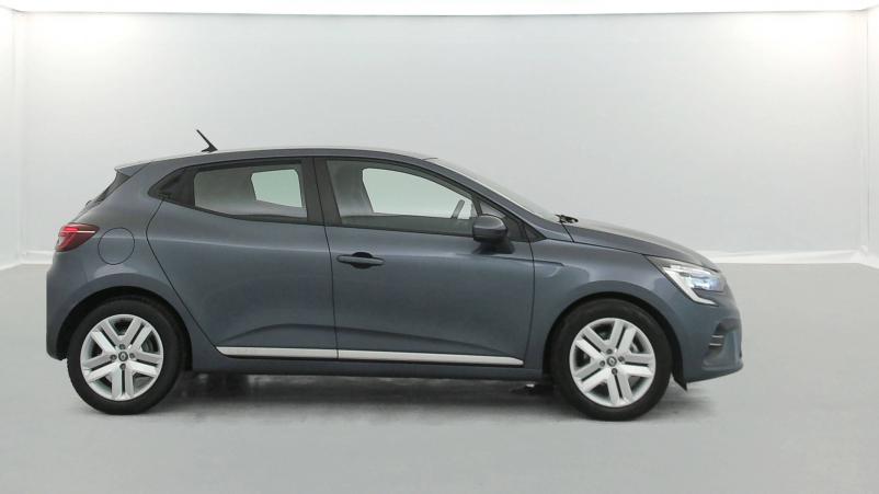 Vente en ligne Renault Clio 5 Clio E-Tech 140 - 21N au prix de 16 490 €