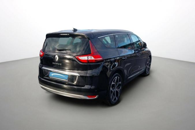 Vente en ligne Renault Grand Scenic 4 Grand Scenic TCe 140 EDC au prix de 25 890 €