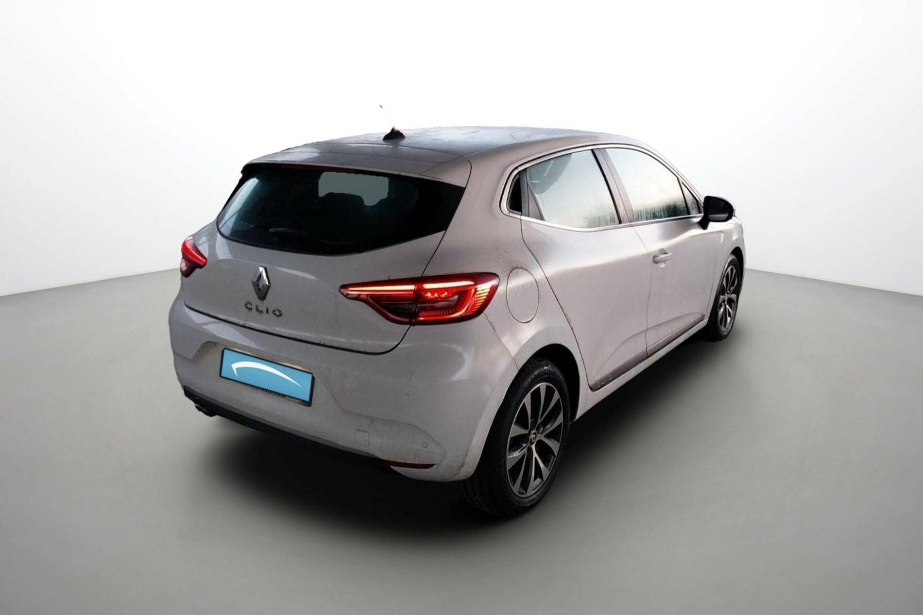 Vente en ligne Renault Clio 5 Clio TCe 90 - 21N au prix de 15 990 €