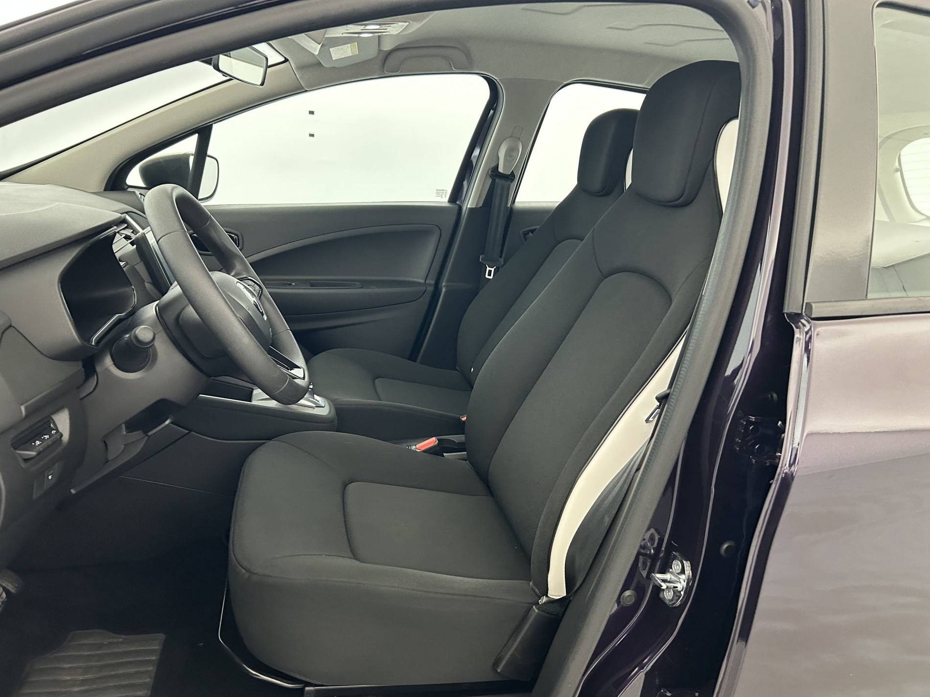 Vente en ligne Renault Zoé Zoe R110 - 22B ACHAT INTEGRAL au prix de 14 490 €