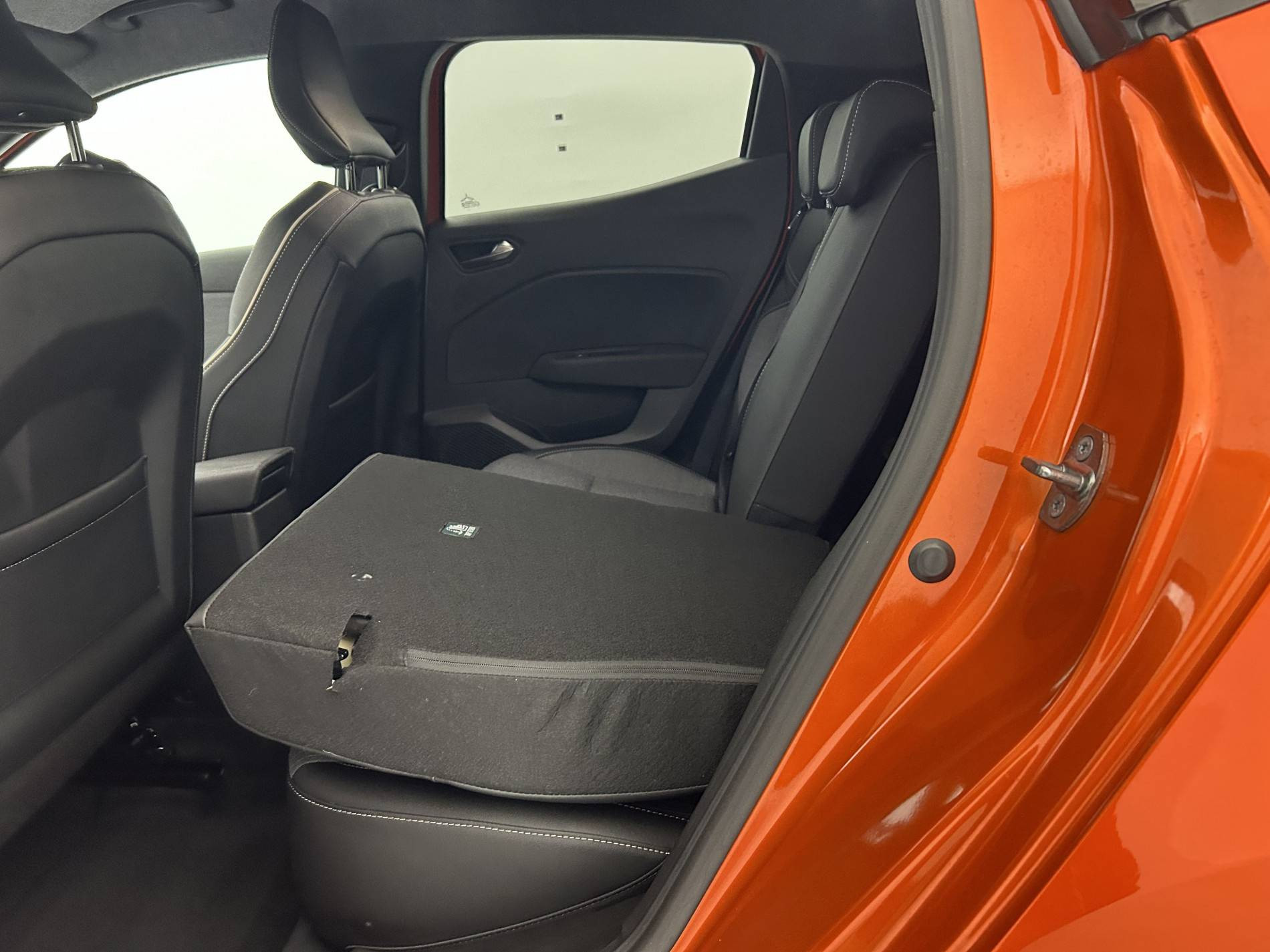 Vente en ligne Renault Clio 5 Clio TCe 90 au prix de 17 690 €